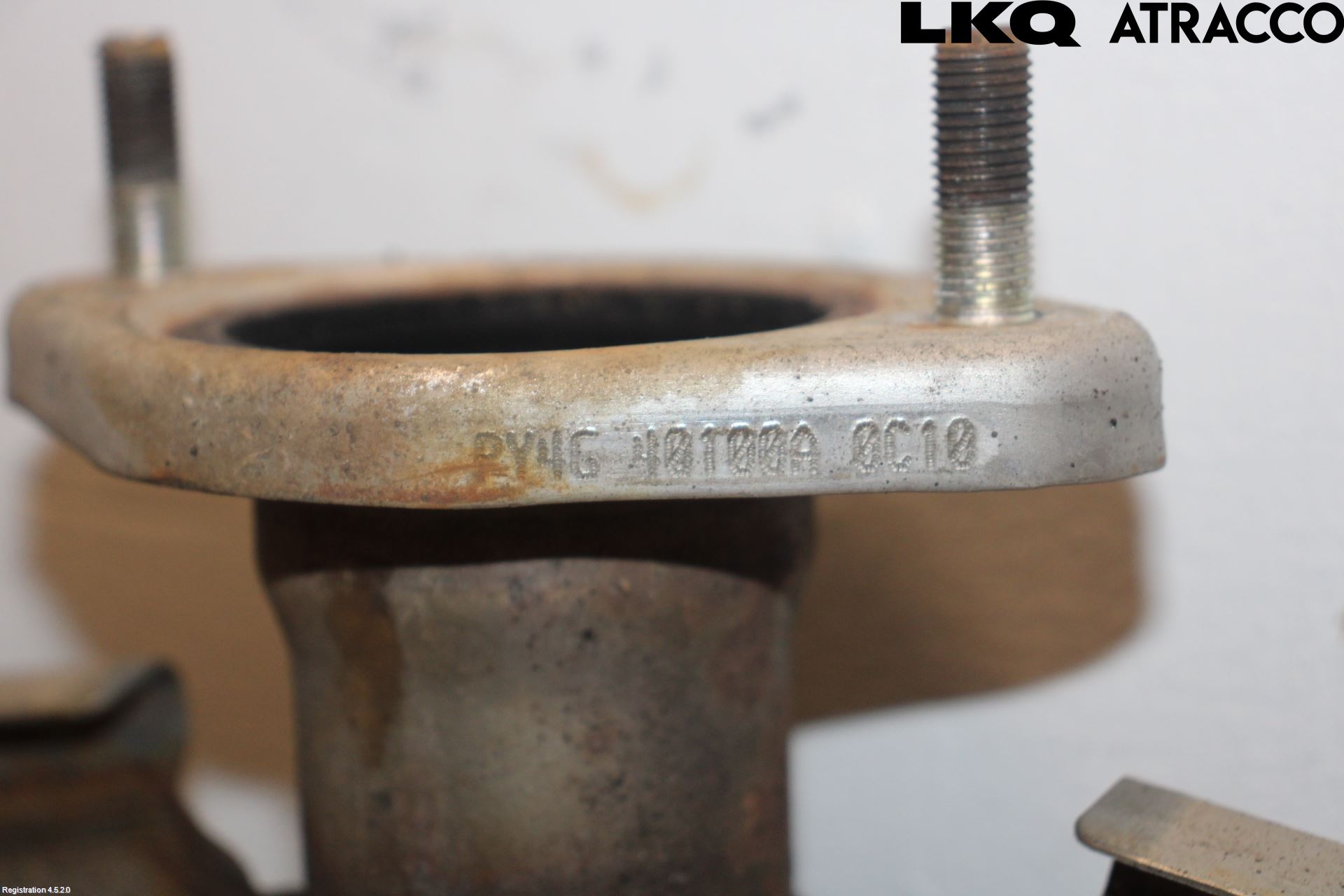 Mazda CX-30 20- Avgas Bakre Dämpare