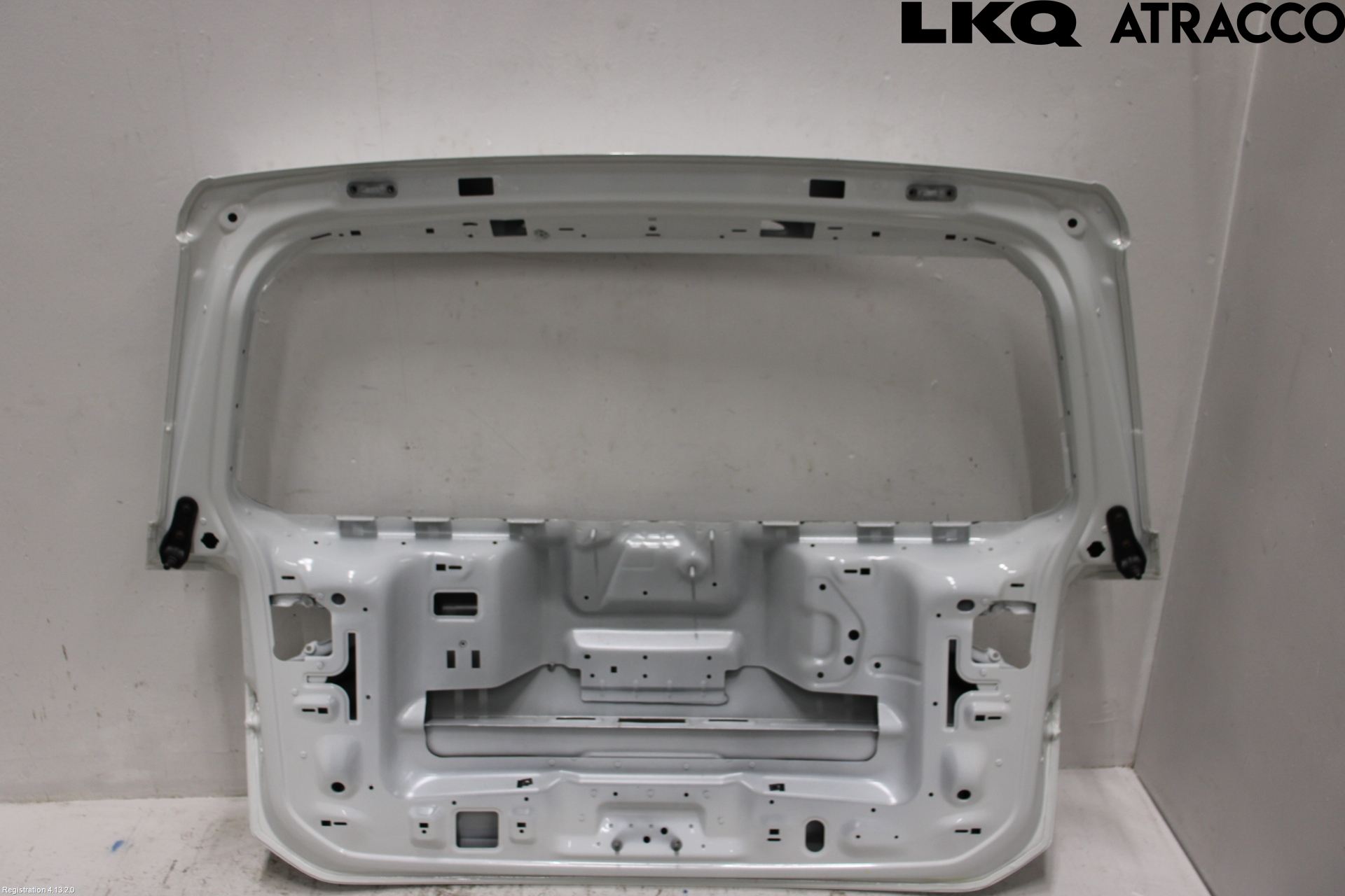 Volkswagen VW TOURAN 16- Baklucka Kombi