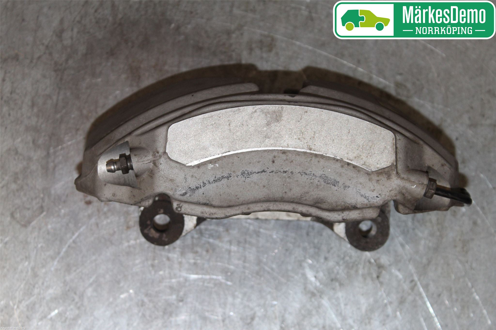 Audi A4/S4 B9 16-19 Bromsok Fram Vänster