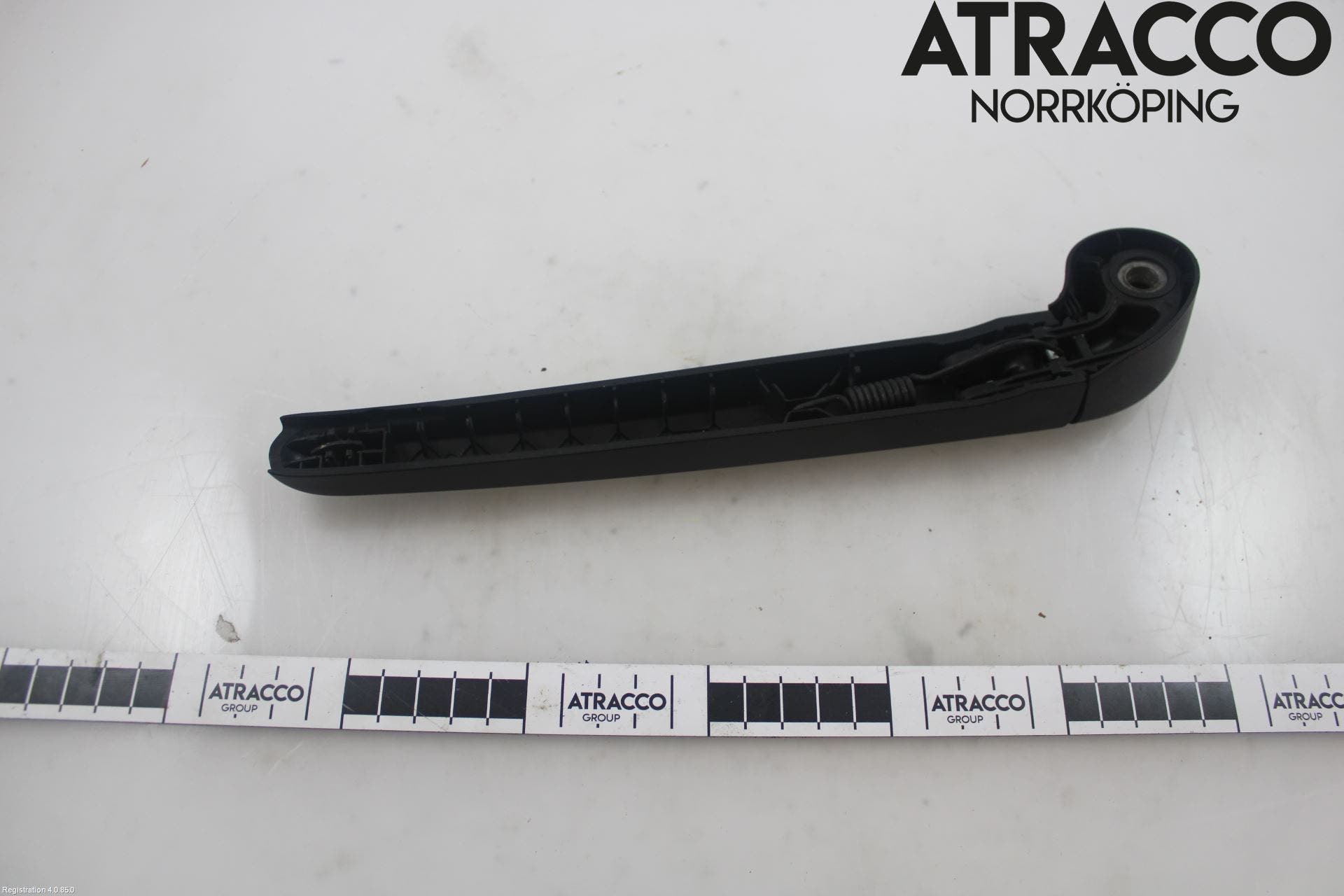 Audi A3/S3 8Y 21- Torkararm-Bakruta