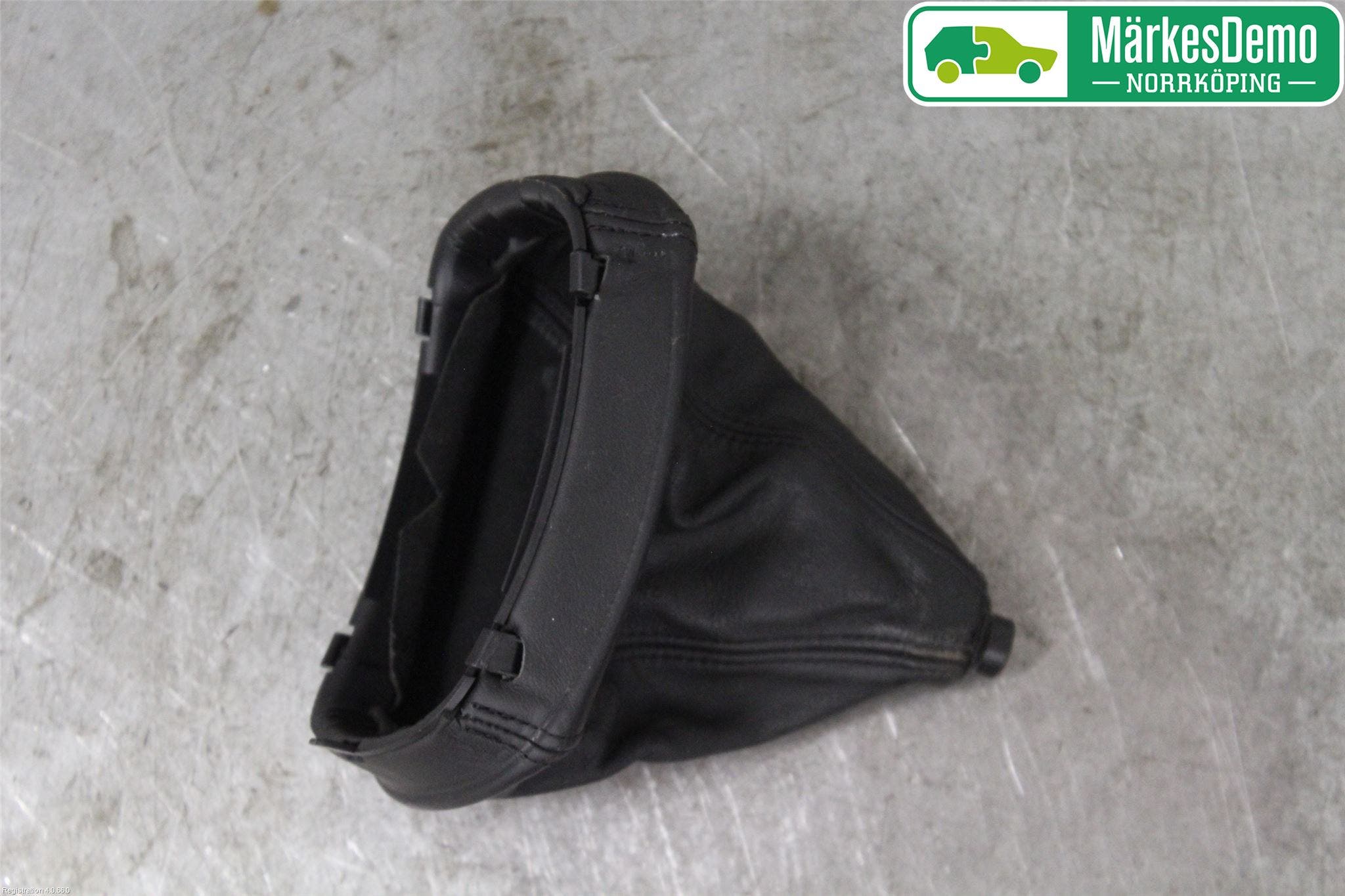 Audi A4/S4 99B-00 Växelspaksdamask