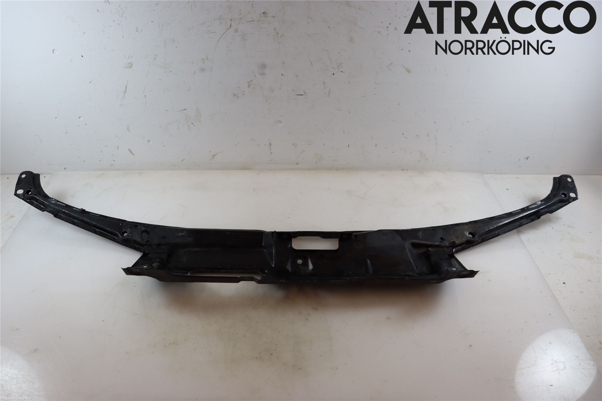 Skoda FABIA 99-07 Front Huvlåsplåt-Balk