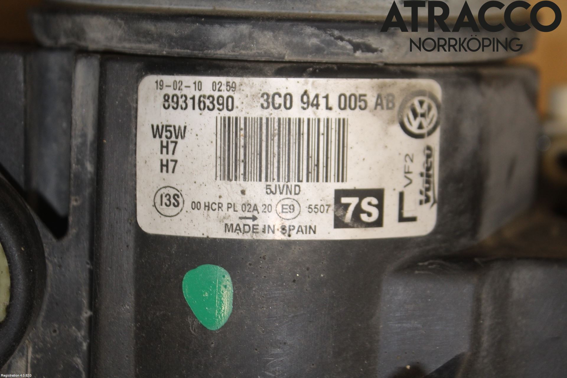 Volkswagen VW PASSAT 05-11 Strålkastare Vänster