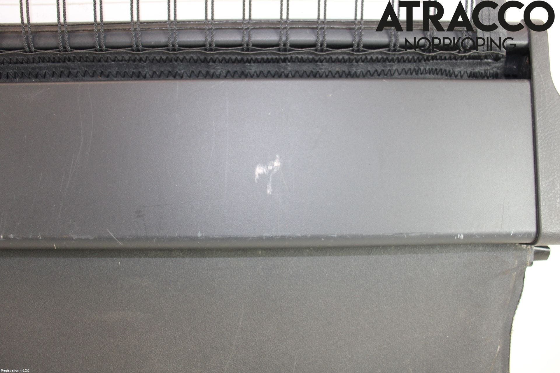 Toyota AVENSIS 03-06 Hatthylla