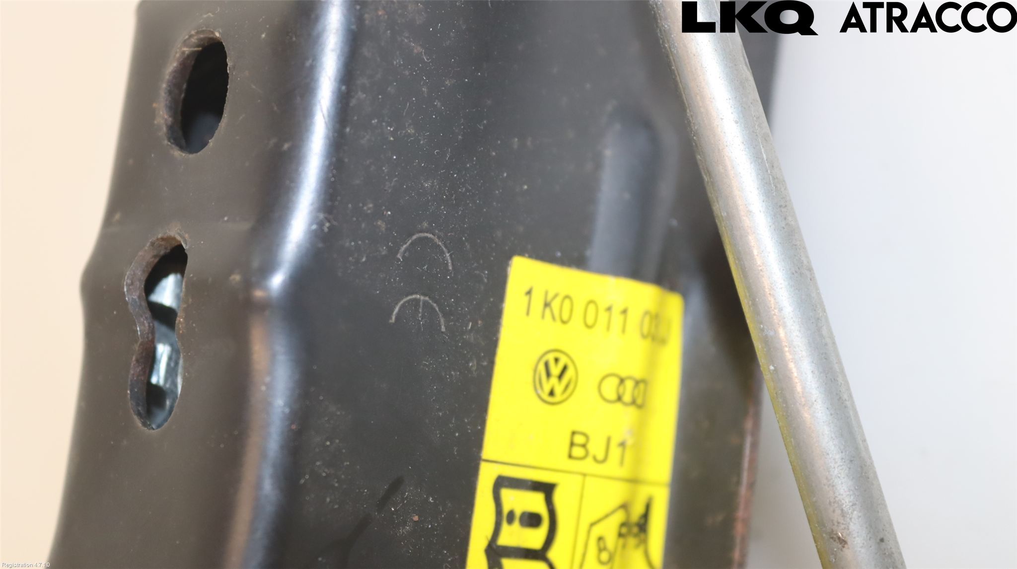 Volkswagen VW GOLF V 04-09 Domkraft