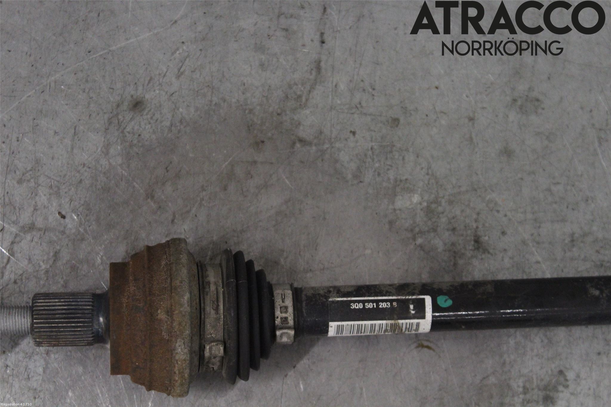 Skoda SUPERB 16-24 Drivaxel Bak Vänster