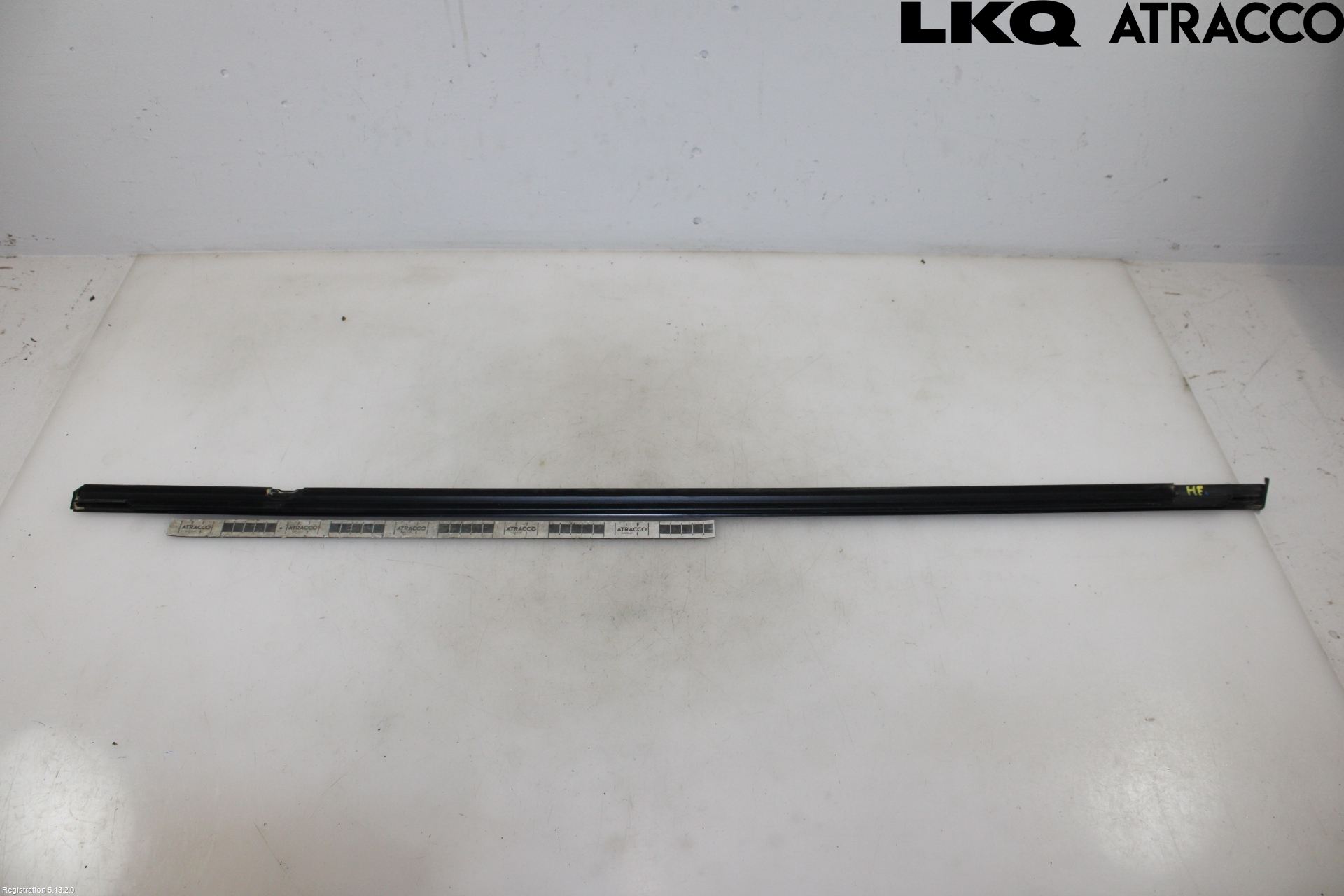 Volkswagen VW ID.7/TOURER 24- Dörr Dekorlist Fram Hö