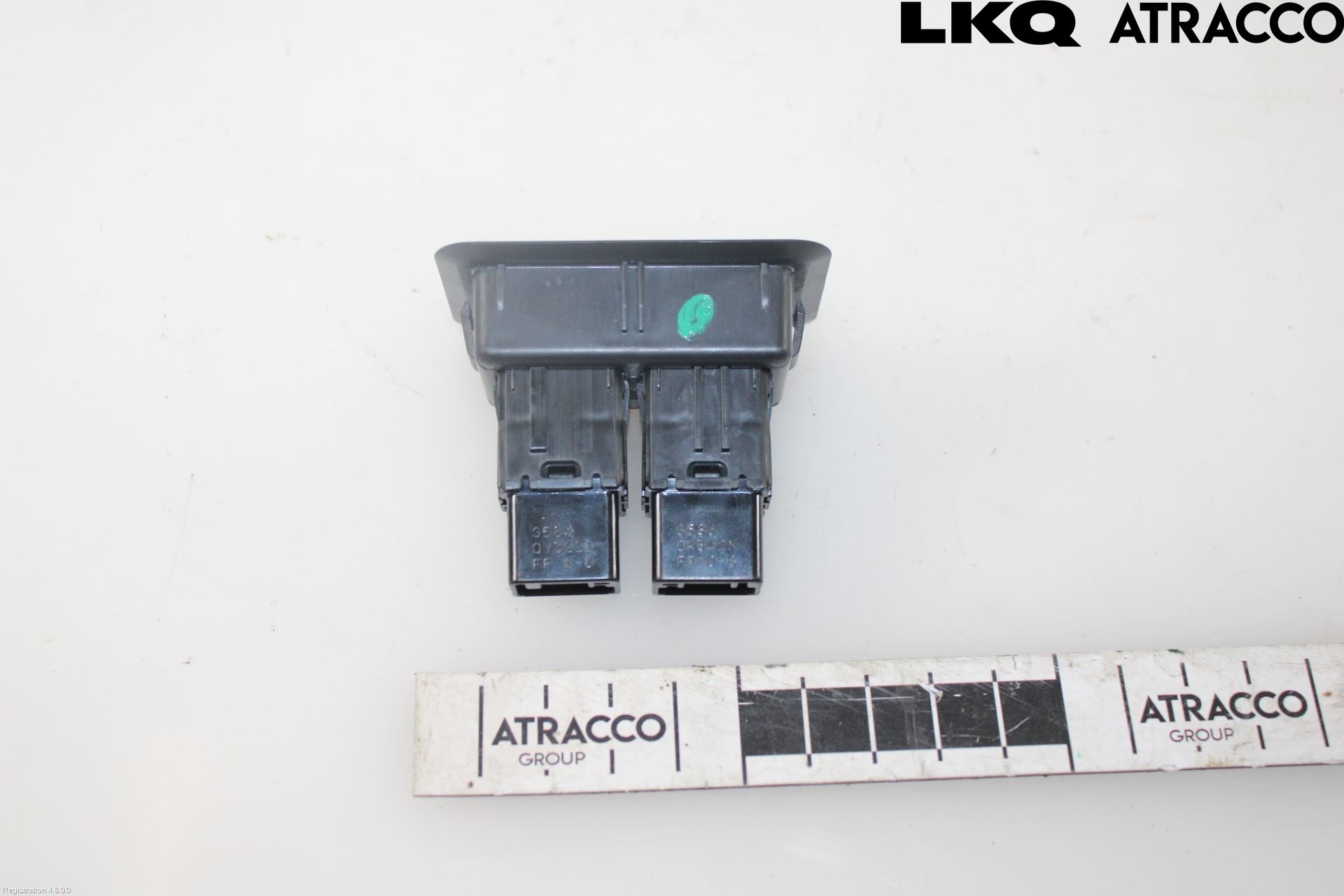 Toyota COROLLA 19- Strömställare Baklucka