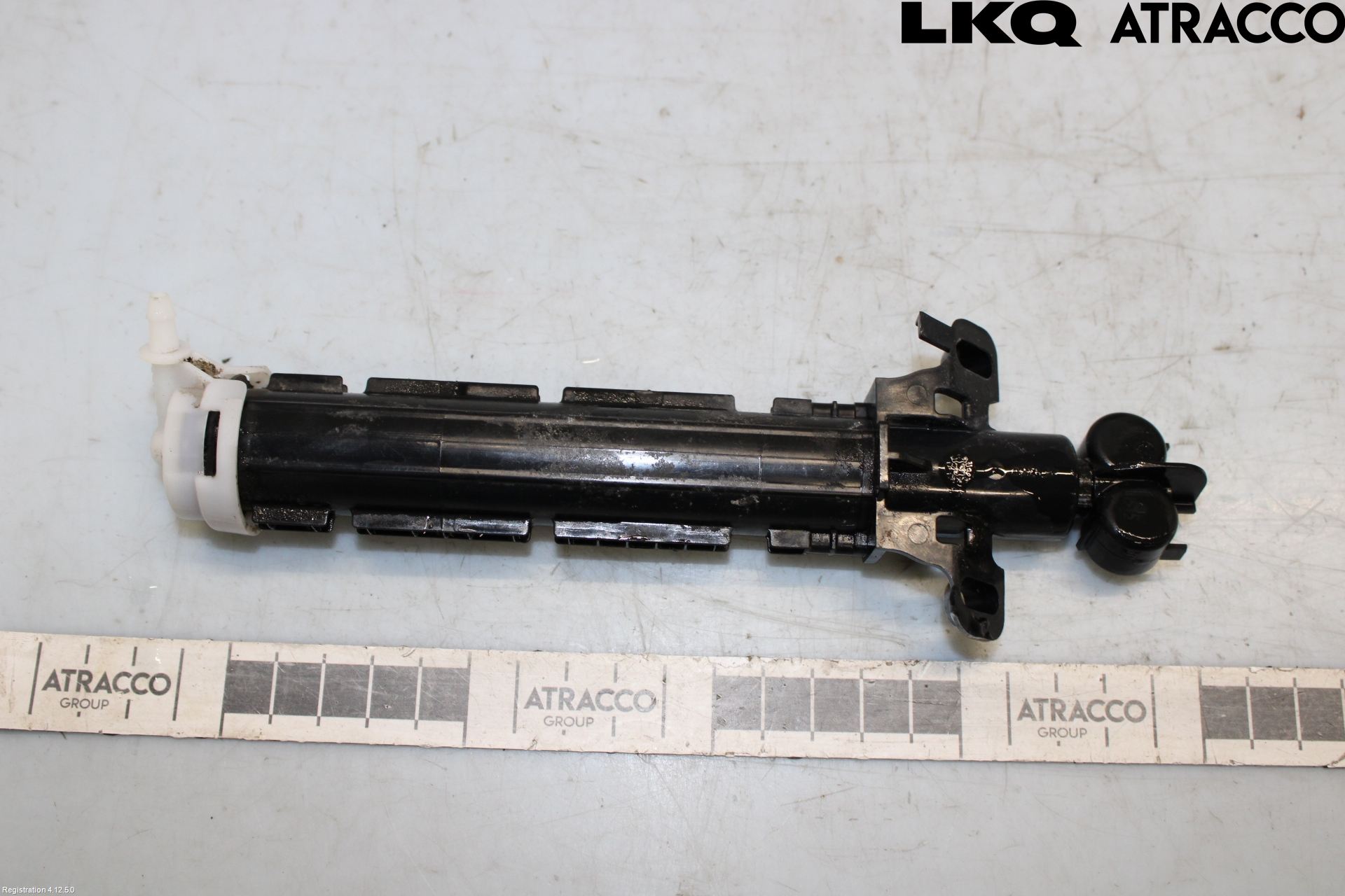 Volvo V60 14-18 Spolarmunstycke Strålkastare