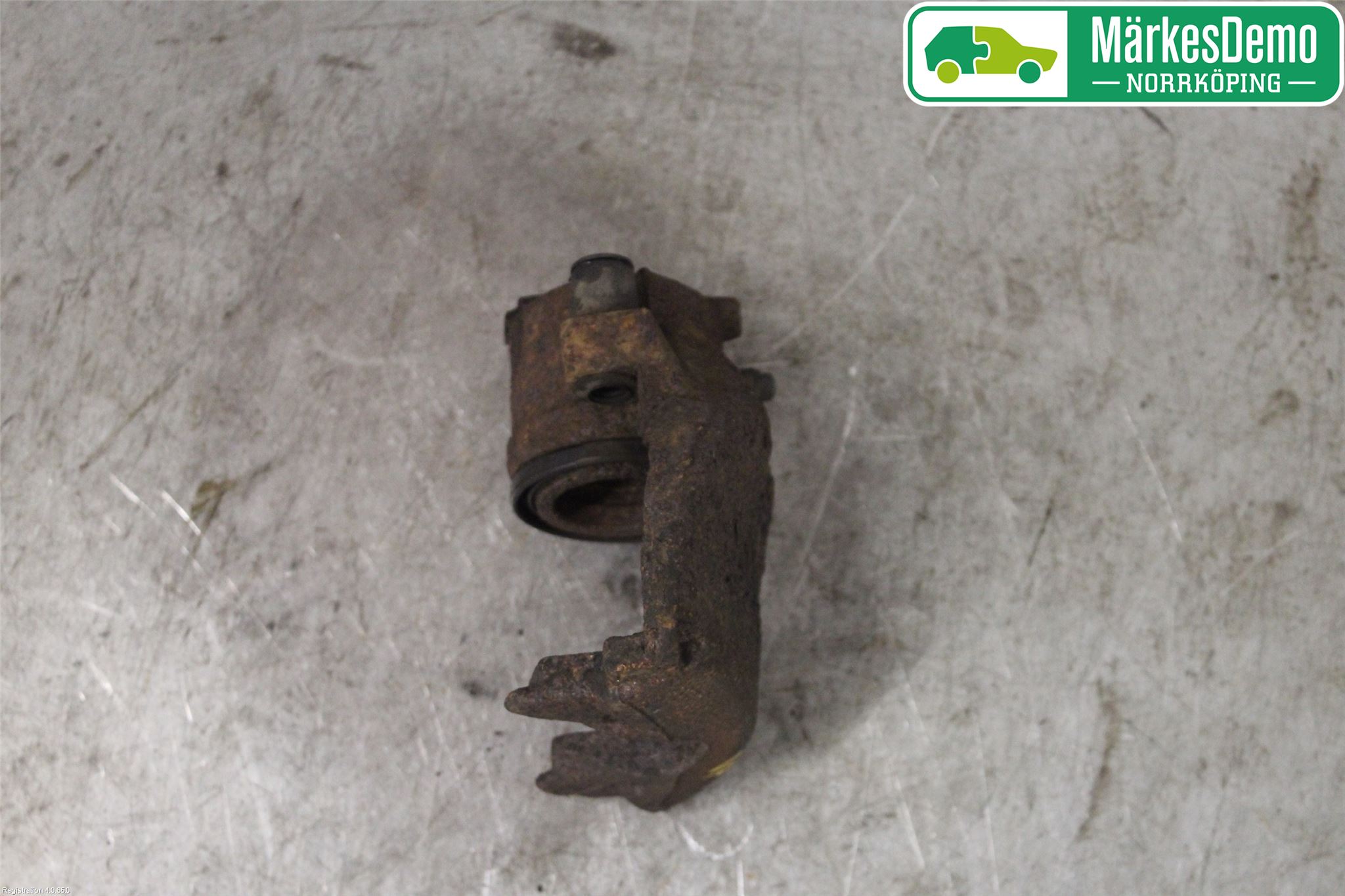 Saab 9-5     06-10 Bromsok Fram Vänster