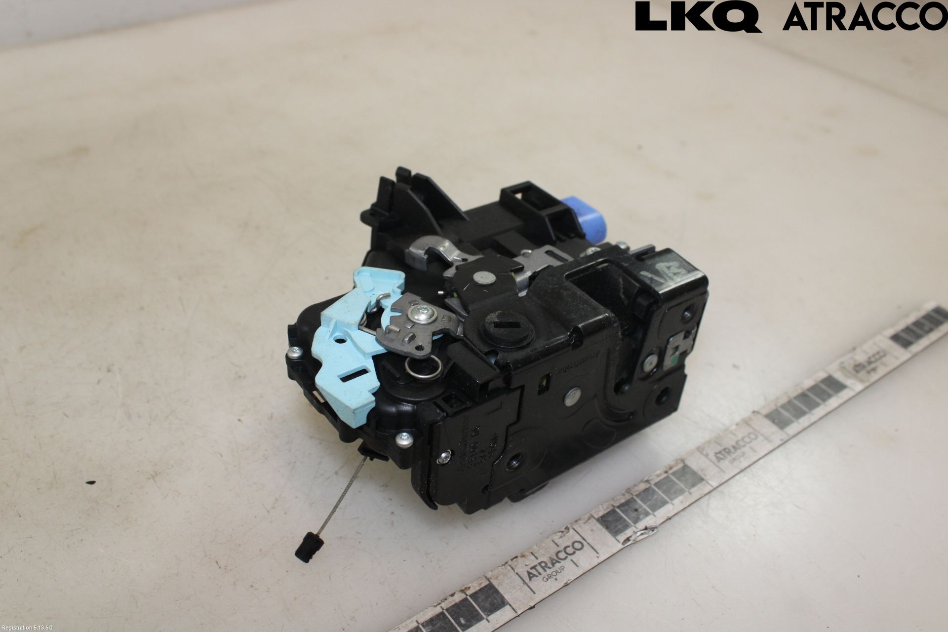 Volkswagen VW GOLF V 04-09 Låskista-Dörrlås