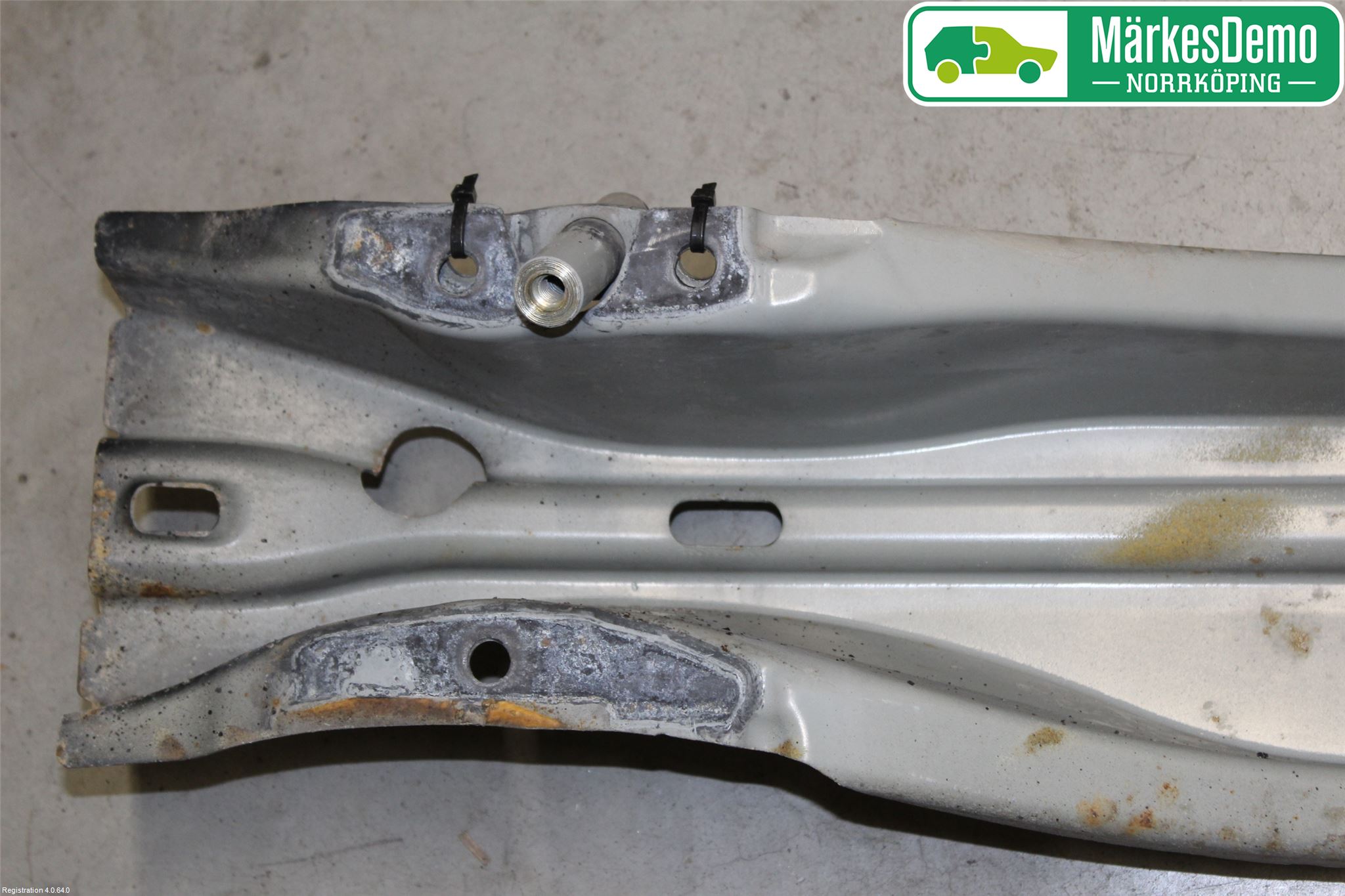 Volvo V70 08-13 Stötfångarbalk Bak