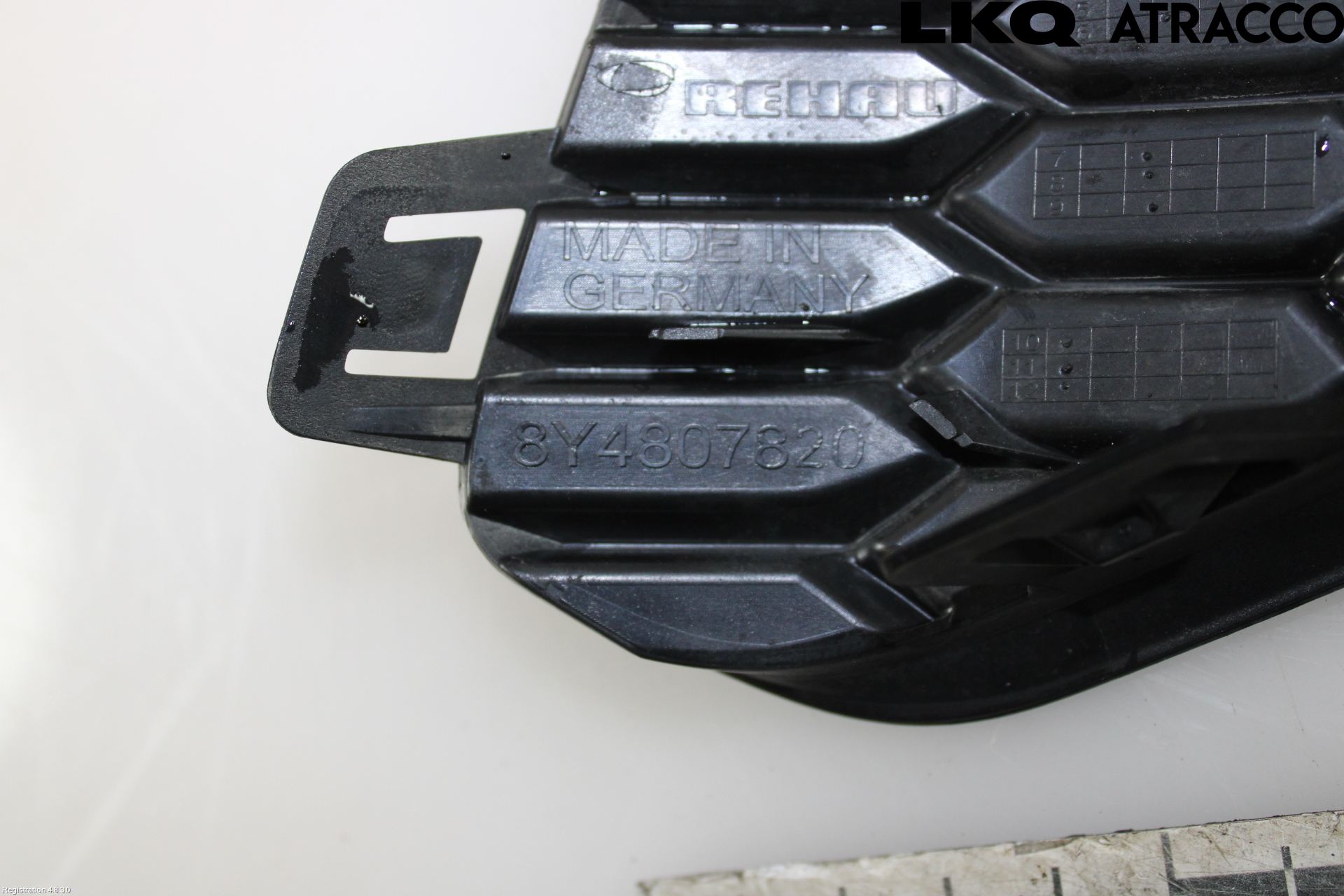 Audi A3/S3 8Y 21- Stötfångardel Bak Hö