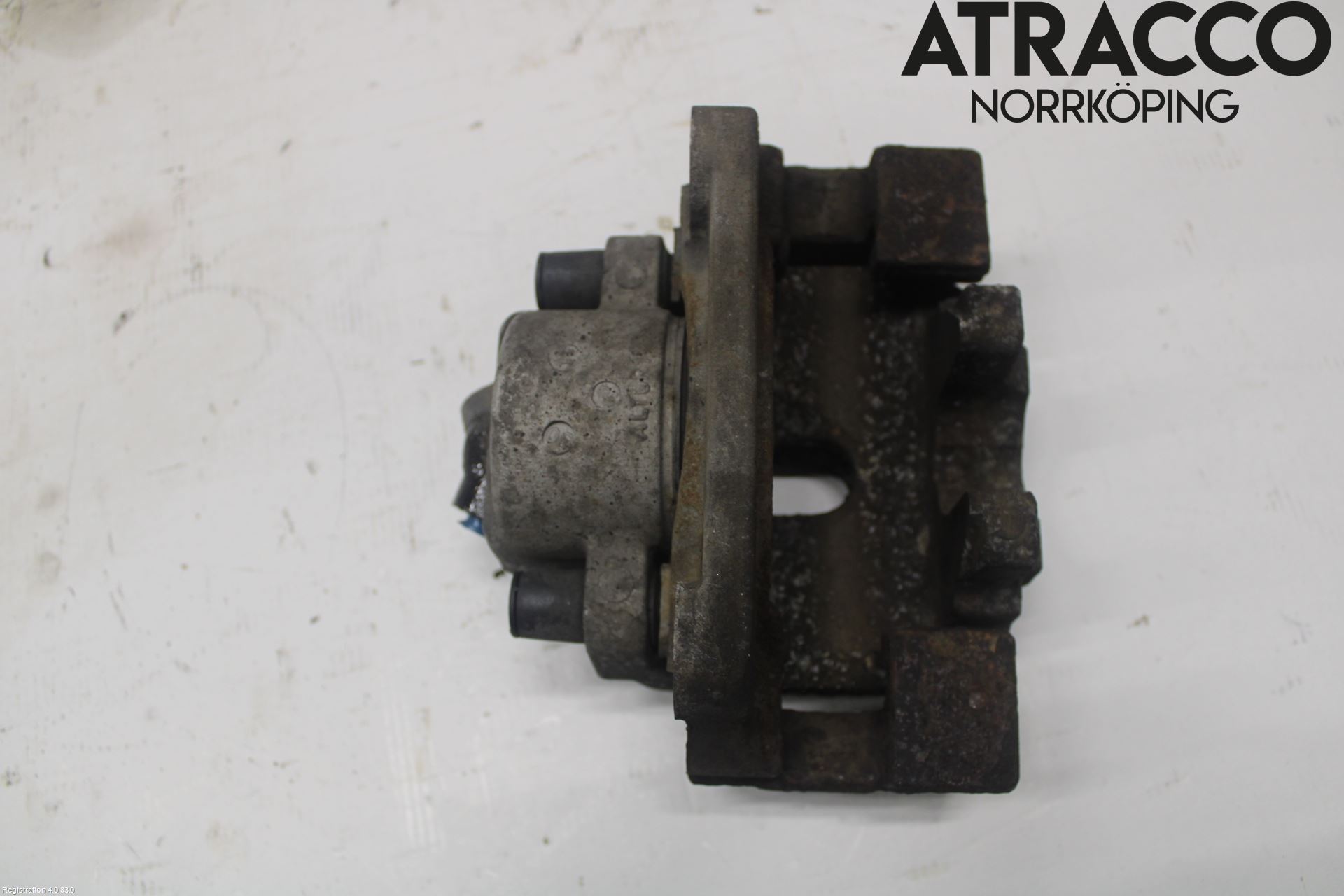 BMW 5 F10/F11/F18 09-17 Bromsok Fram Höger
