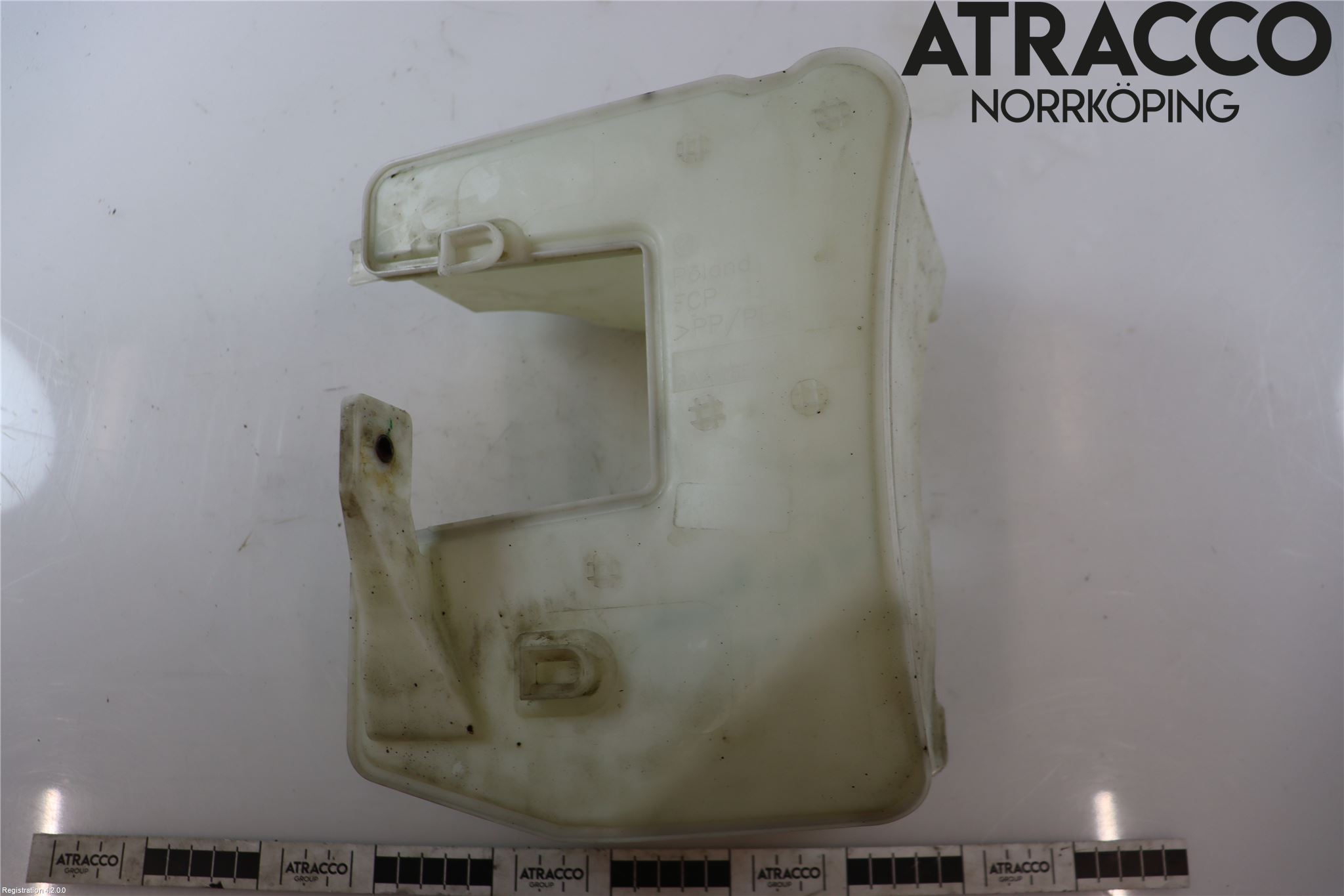 Volkswagen VW PASSAT 11-14 Spolartank Vindruta-Strål