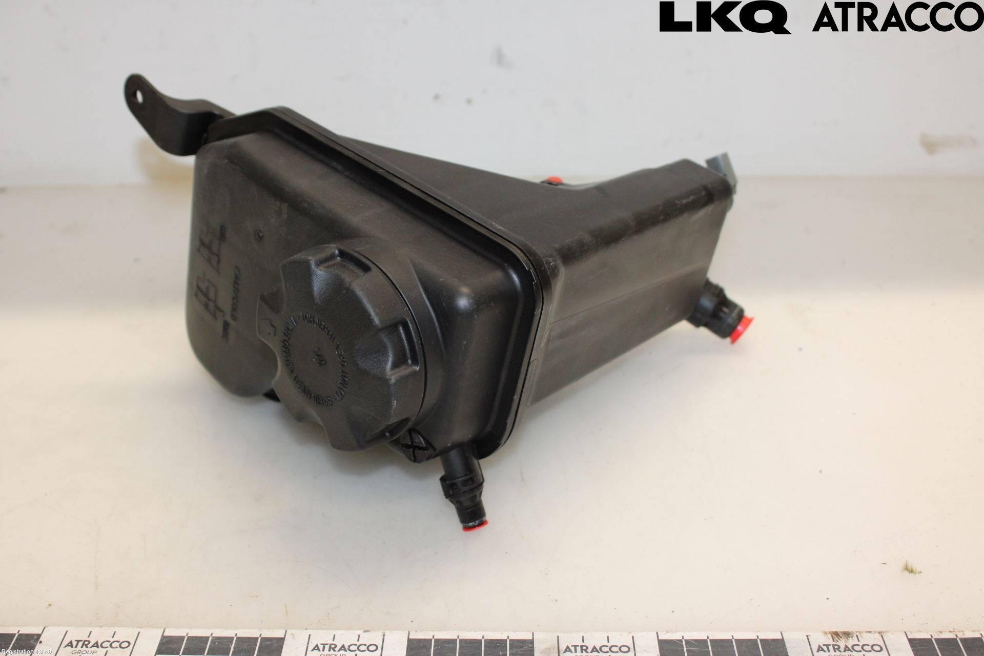 BMW 1 E87/81 5D/3D 03-11 Expansionstank