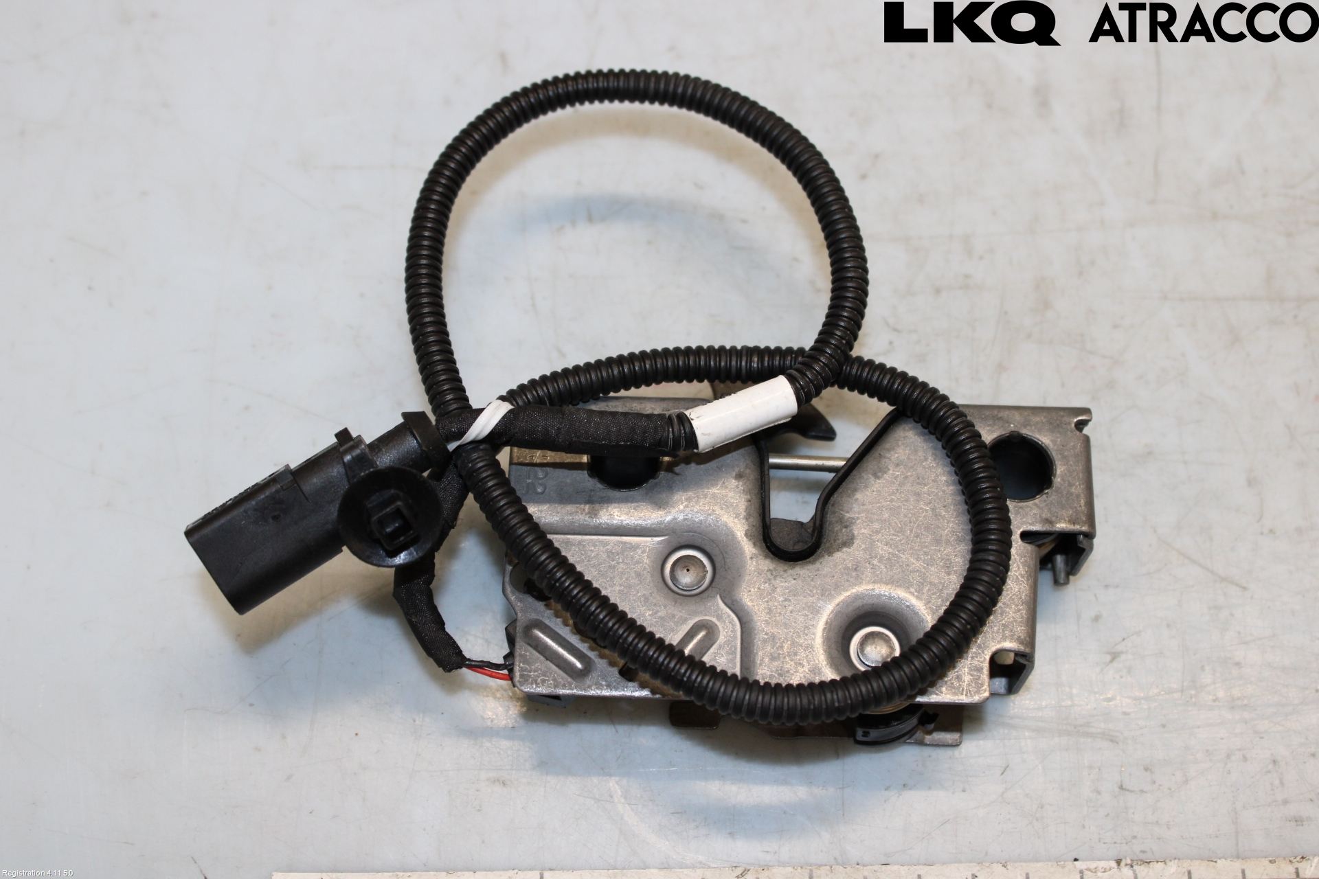 Volkswagen VW ID.4 21- Huvlås