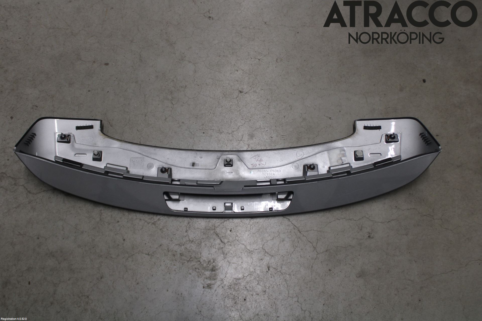 Toyota AVENSIS 09-15 Spoiler Baklucka