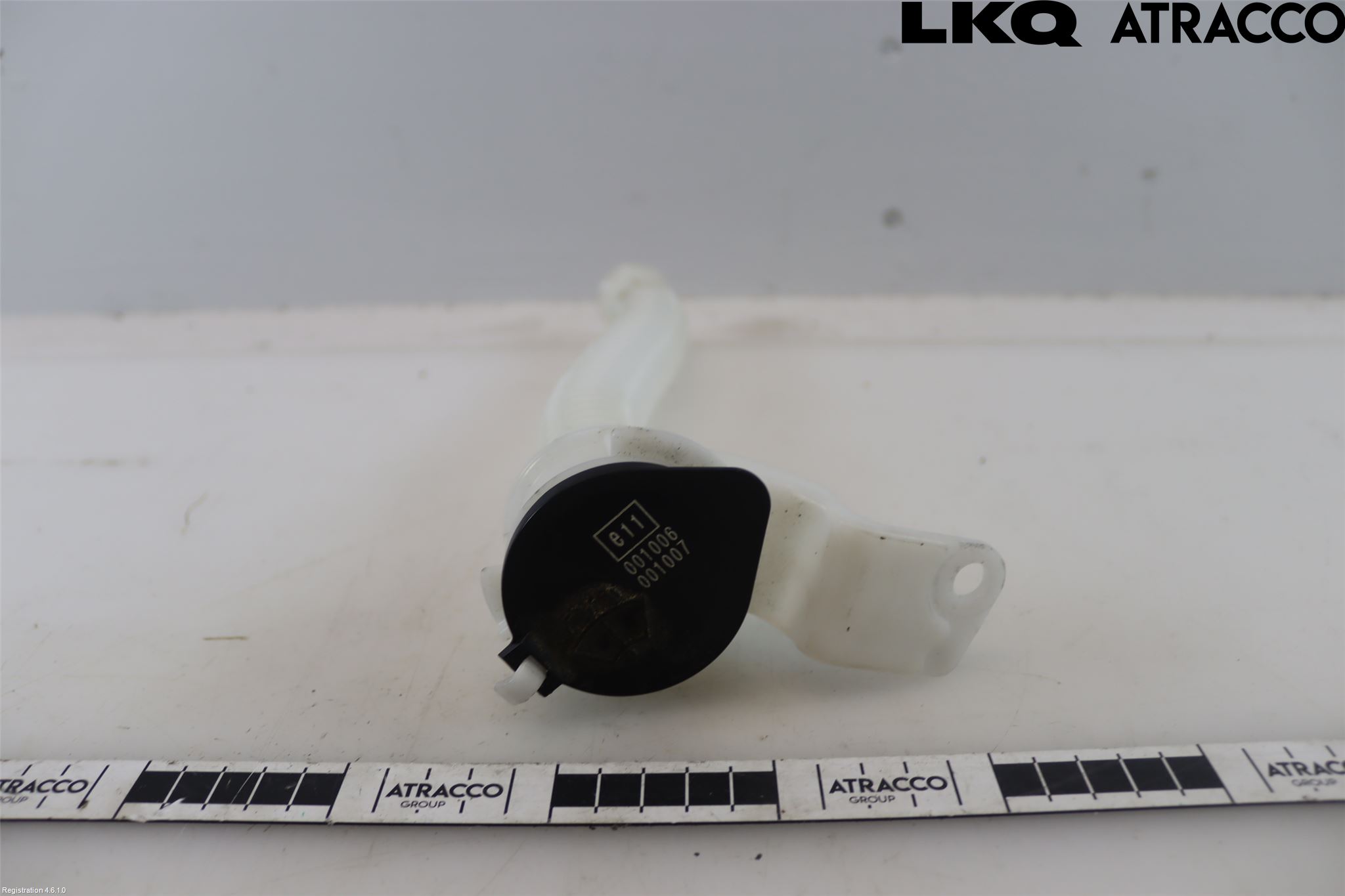 Toyota RAV4 13-18 Spolartank Påfyllningsrör