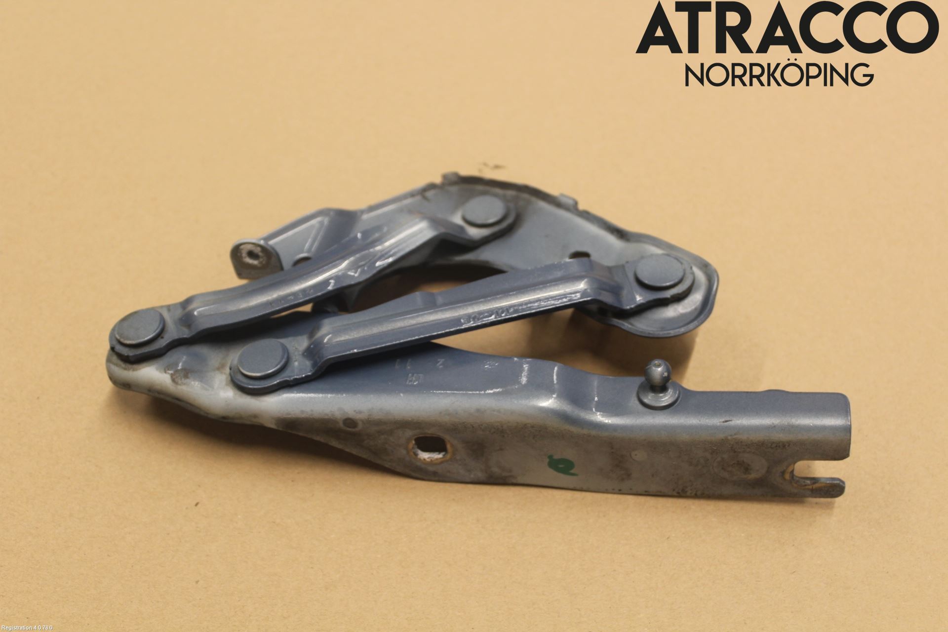 Audi A1/S1 11-18 Huvgångjärn