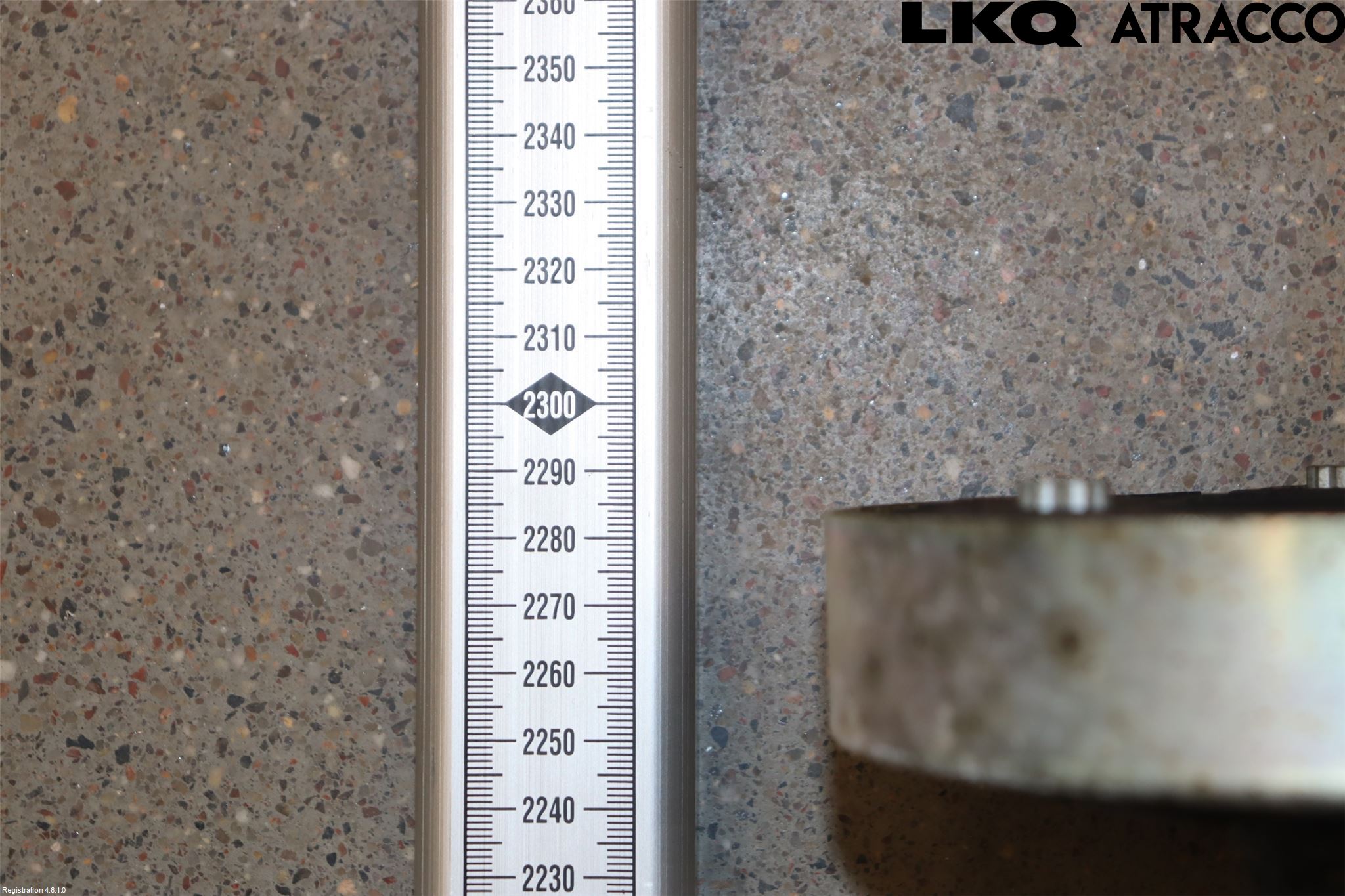 Volkswagen VW TIGUAN 16-24 Mellanaxel Mitt