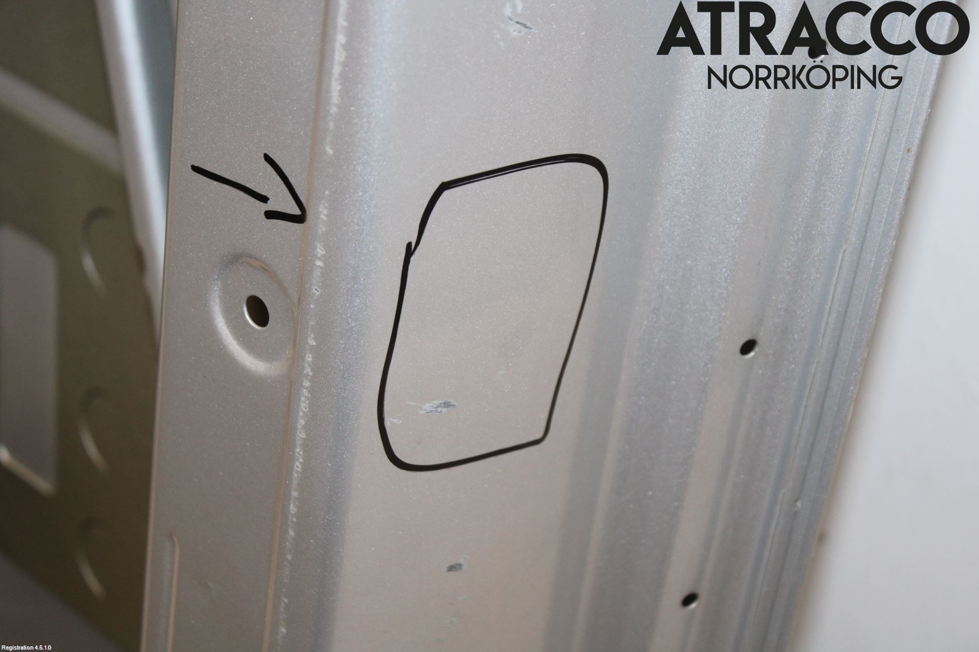 BMW 5 E60/61 Sed/Tou 02-10 Dörr Fram Vänster