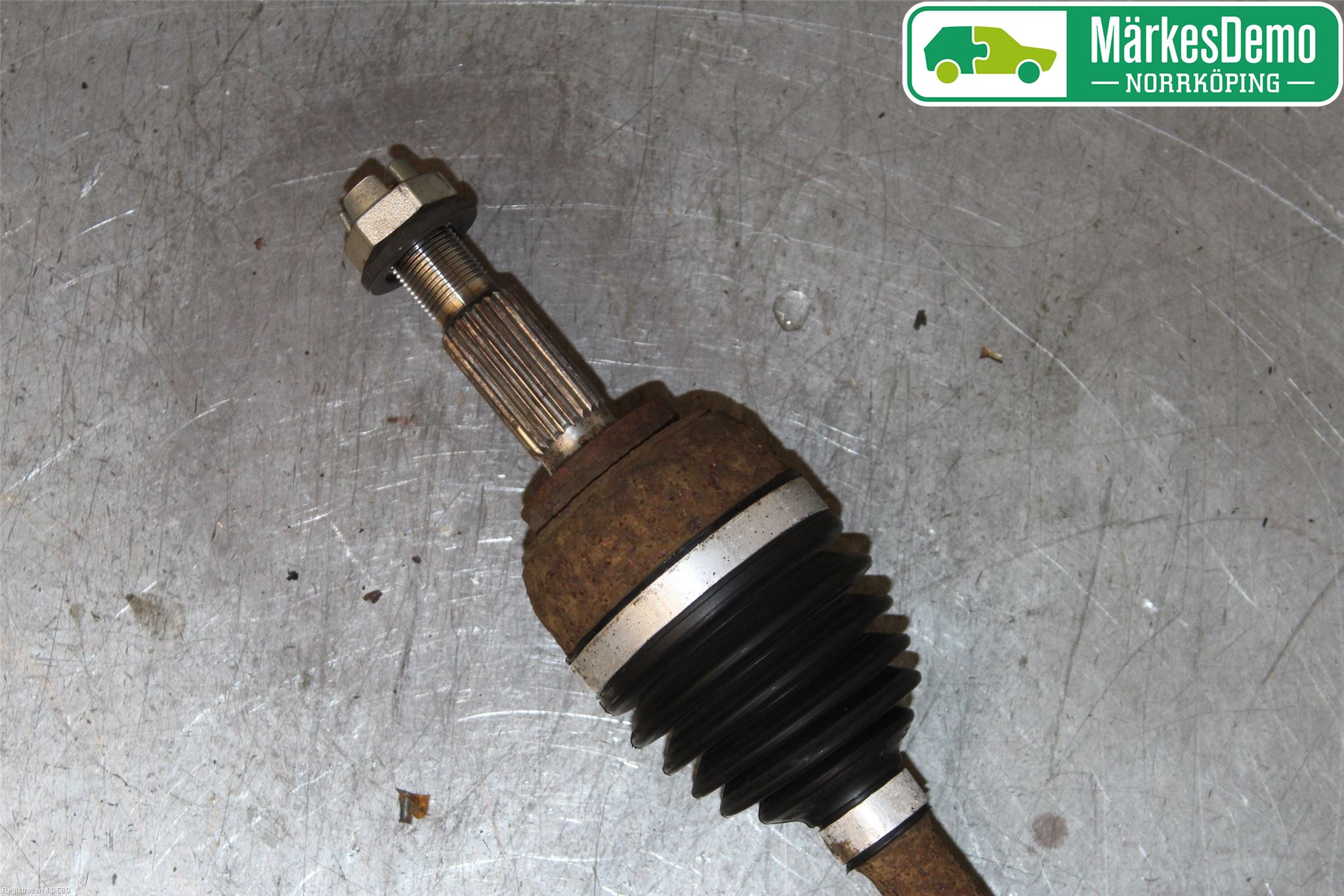 Renault CLIO III  09-12 Drivaxel Fram Höger