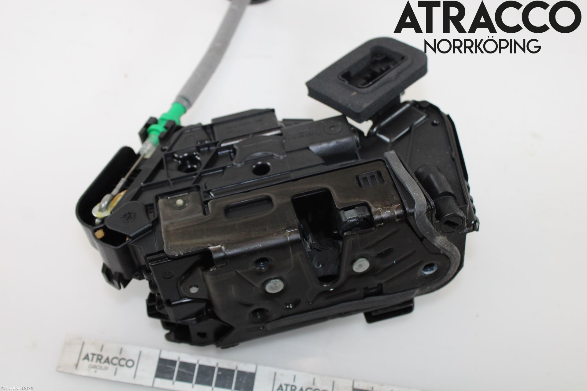 Audi Q3 F3 19- Låskista-Dörrlås