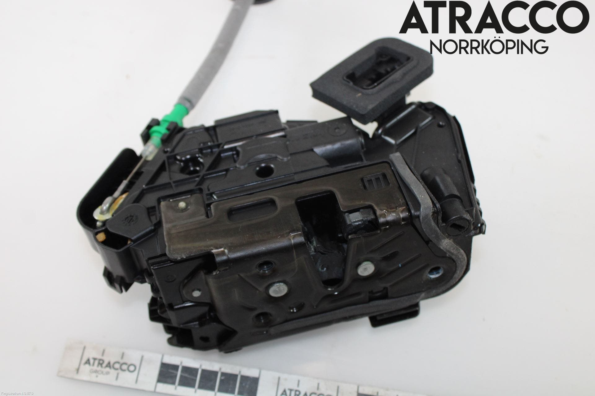 Audi Q3 F3 19- Låskista-Dörrlås