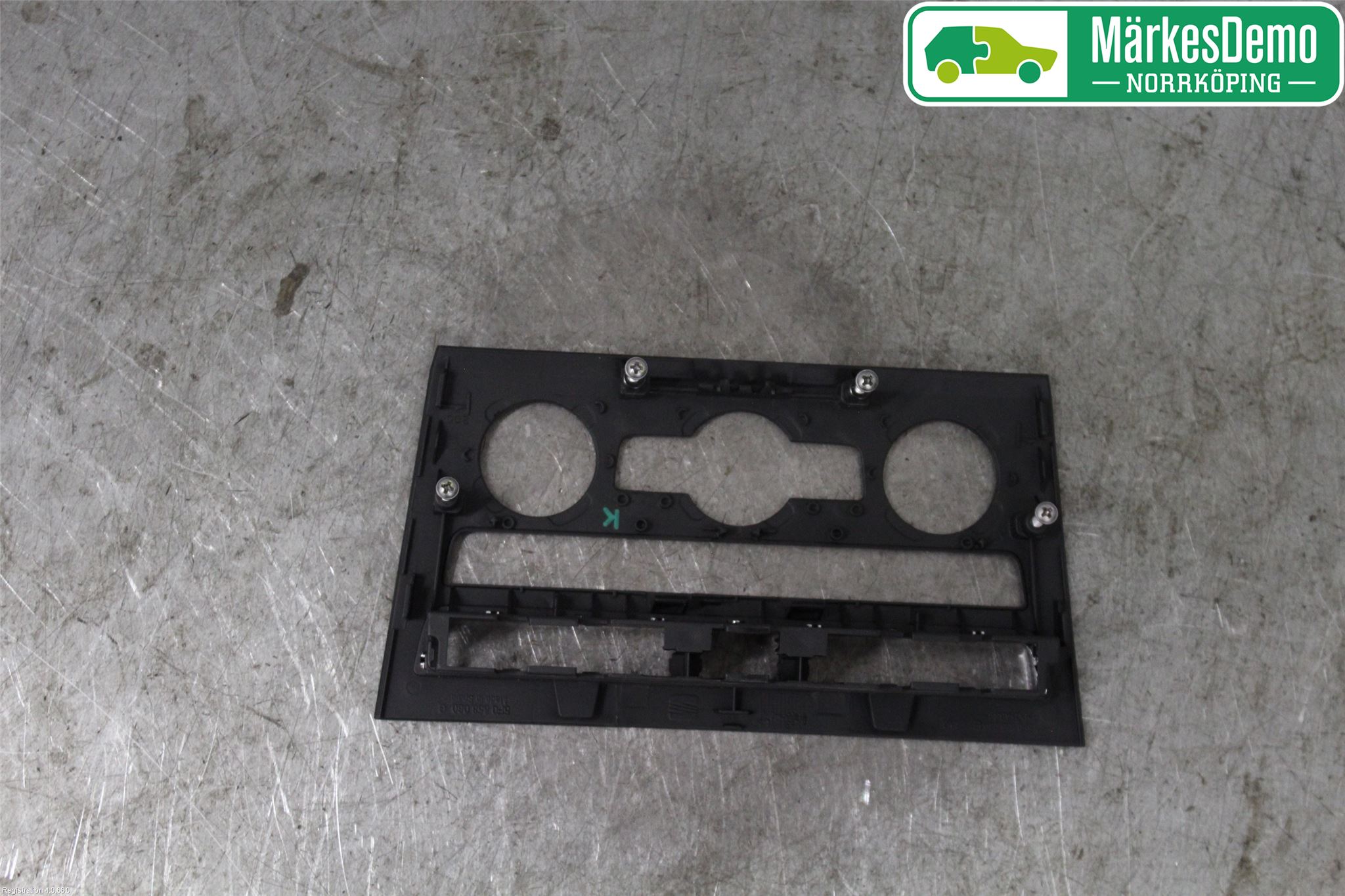 Seat LEON 13-20 Instrument-Radio Sarg