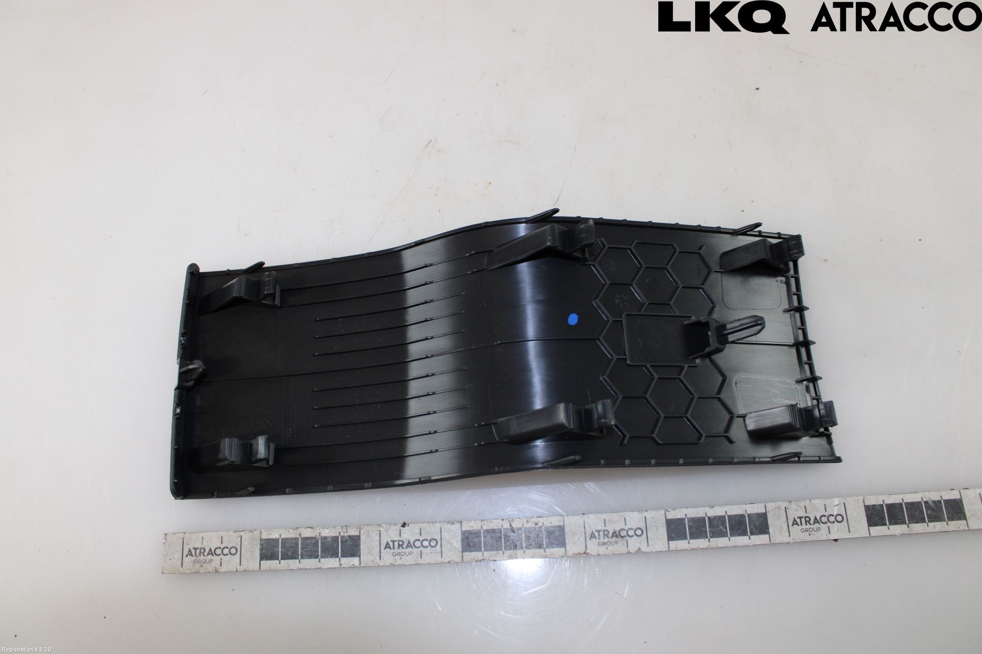 Volkswagen VW ID.4 21- Instrumentkonsoll Mitt