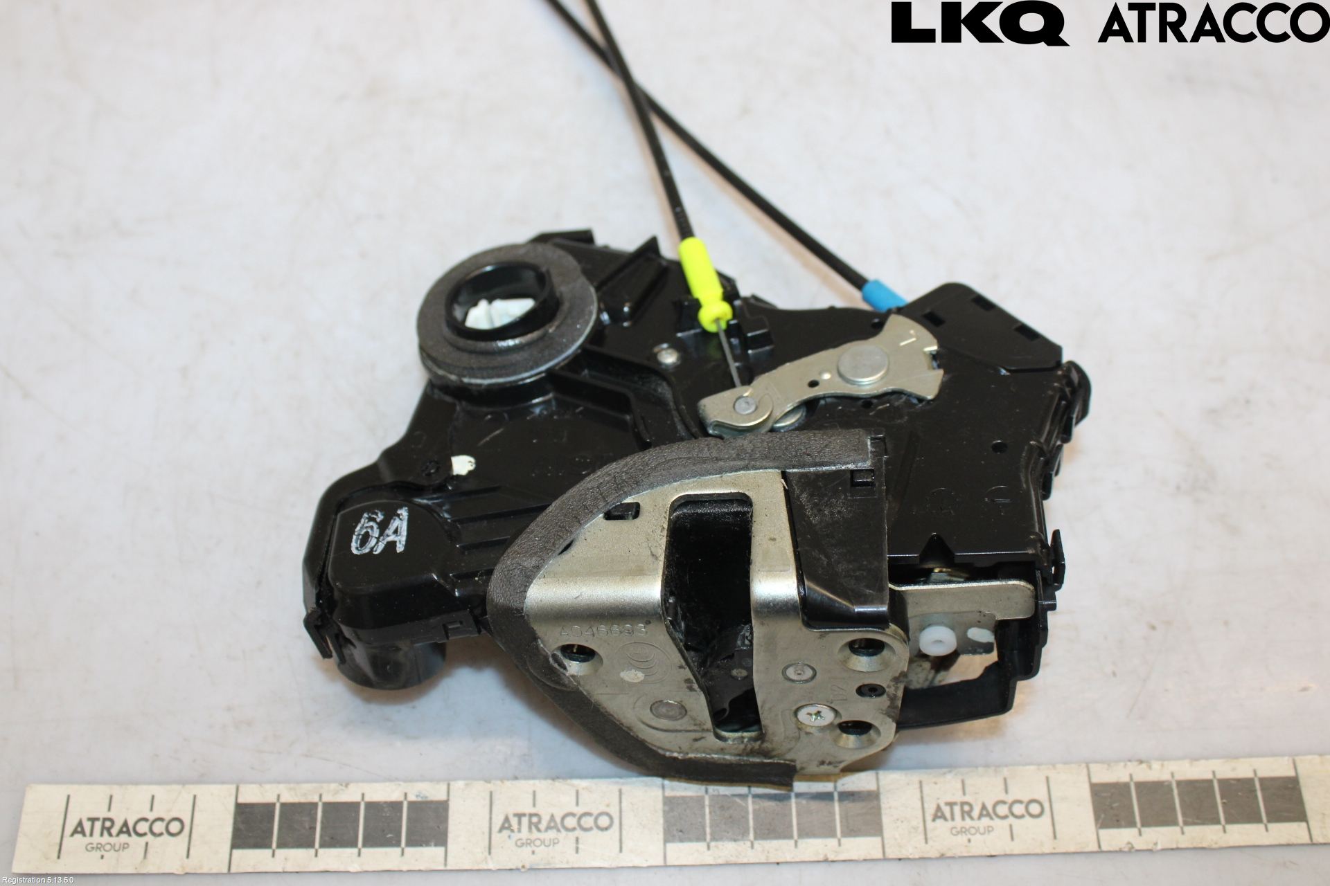 Toyota AURIS 07-09 Låskista-Dörrlås
