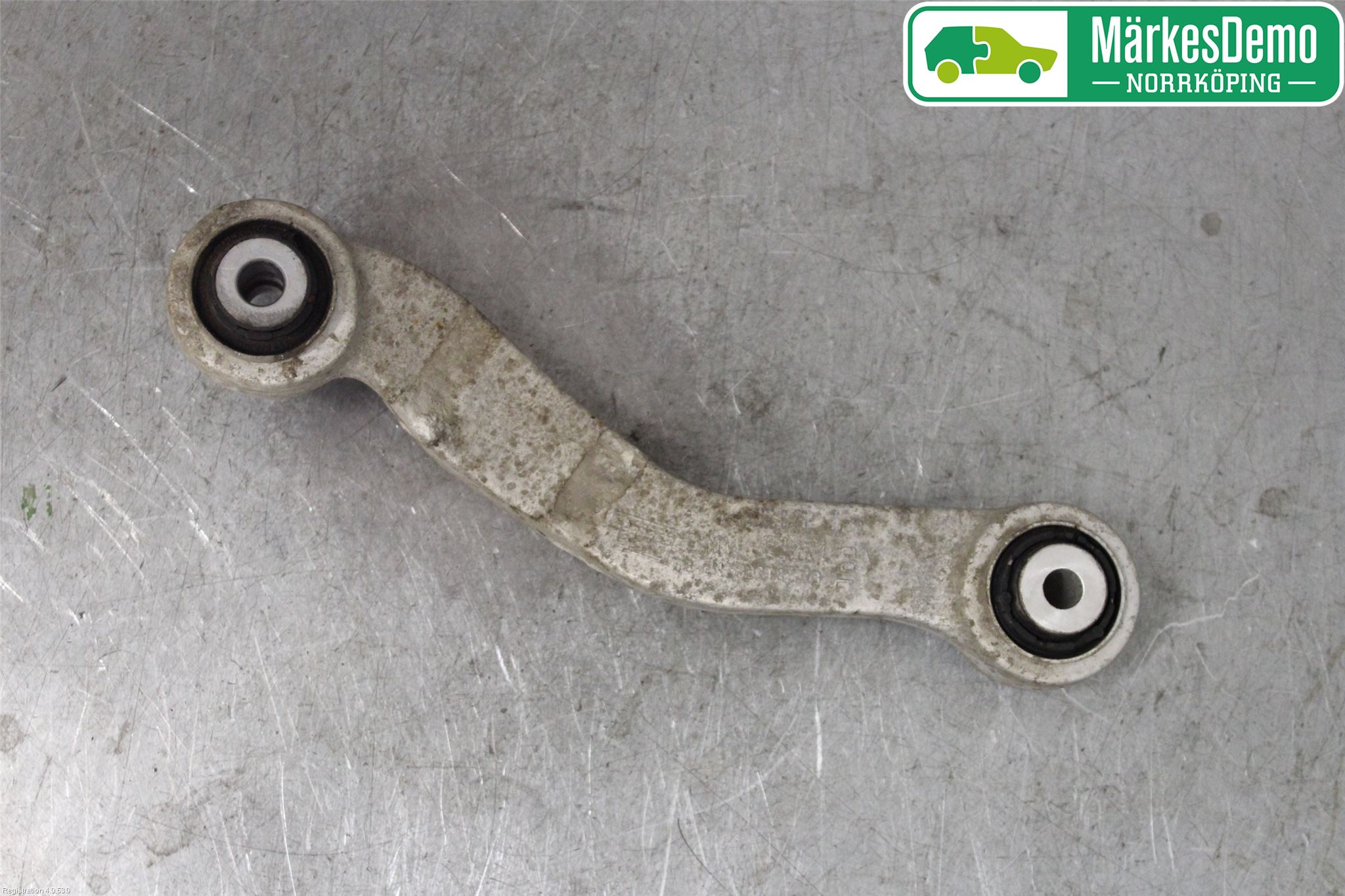 BMW 5 F10/F11/F18 09-17 Bärarm Bak Övre Vänster