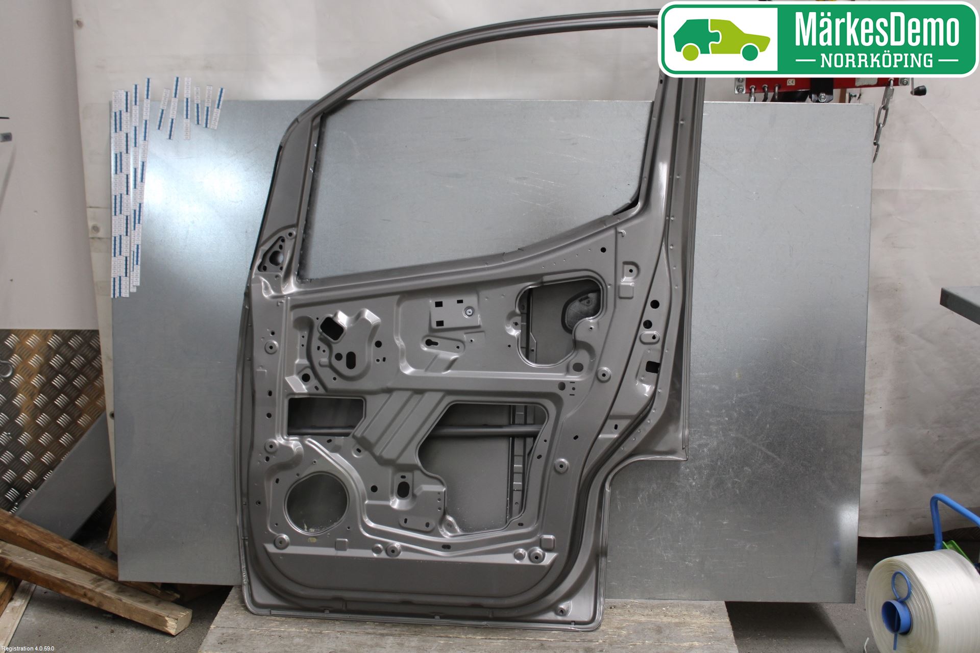 Nissan NV200/NV200 COMBI Dörr Fram Höger