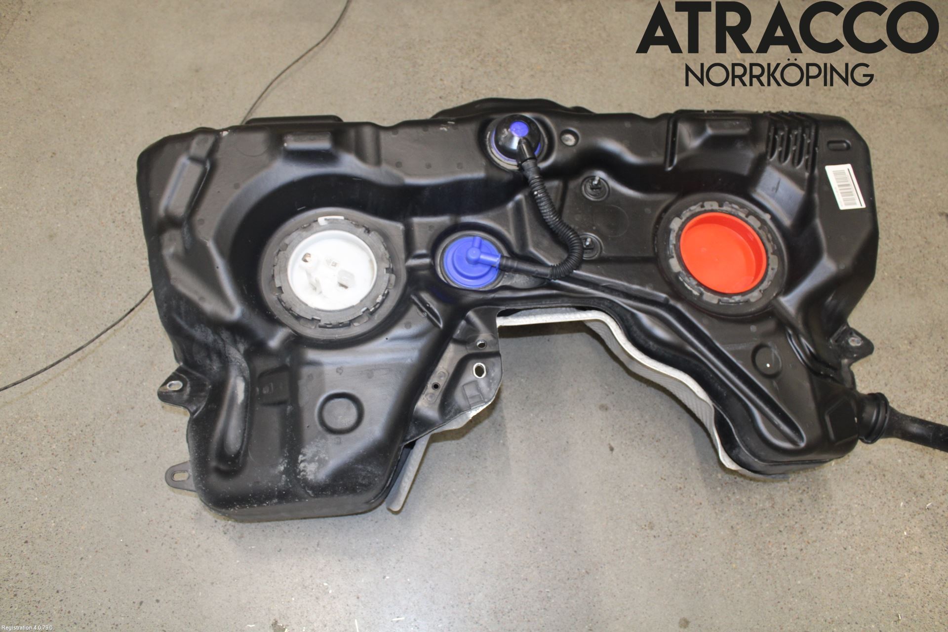 Audi Q3 8U 12-18 Bränsletank Diesel