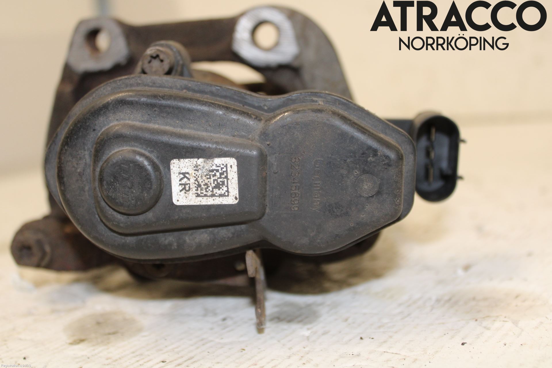 BMW 5 F10/F11/F18 09-17 Bromsok Bak Höger