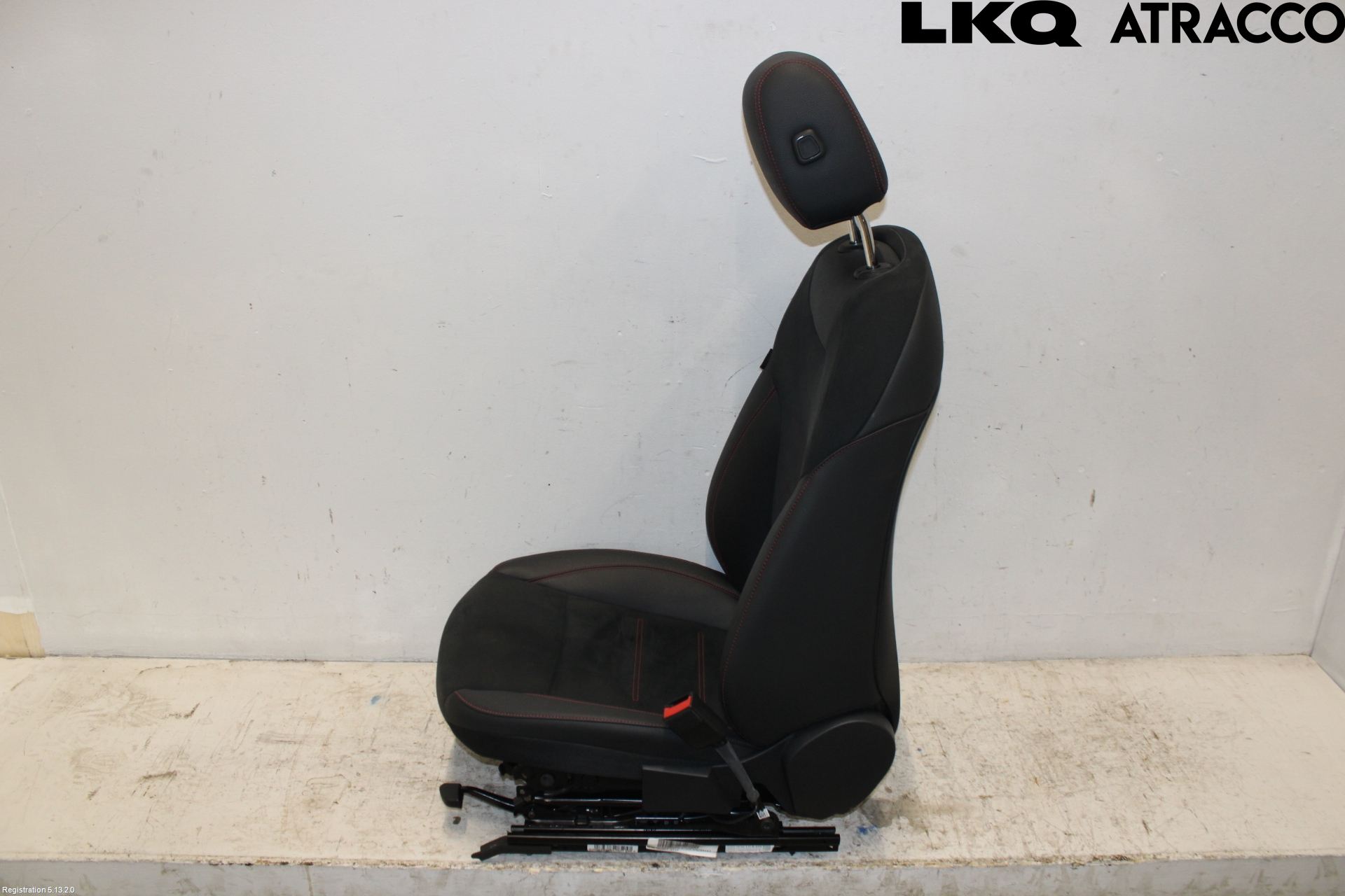 Mercedes-Benz MB EQB (X243) 22- Inredning Stol Fram Hö