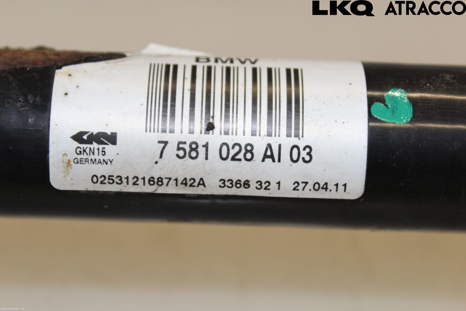 BMW 5 F10/F11/F18 09-17 Drivaxel Bak Höger