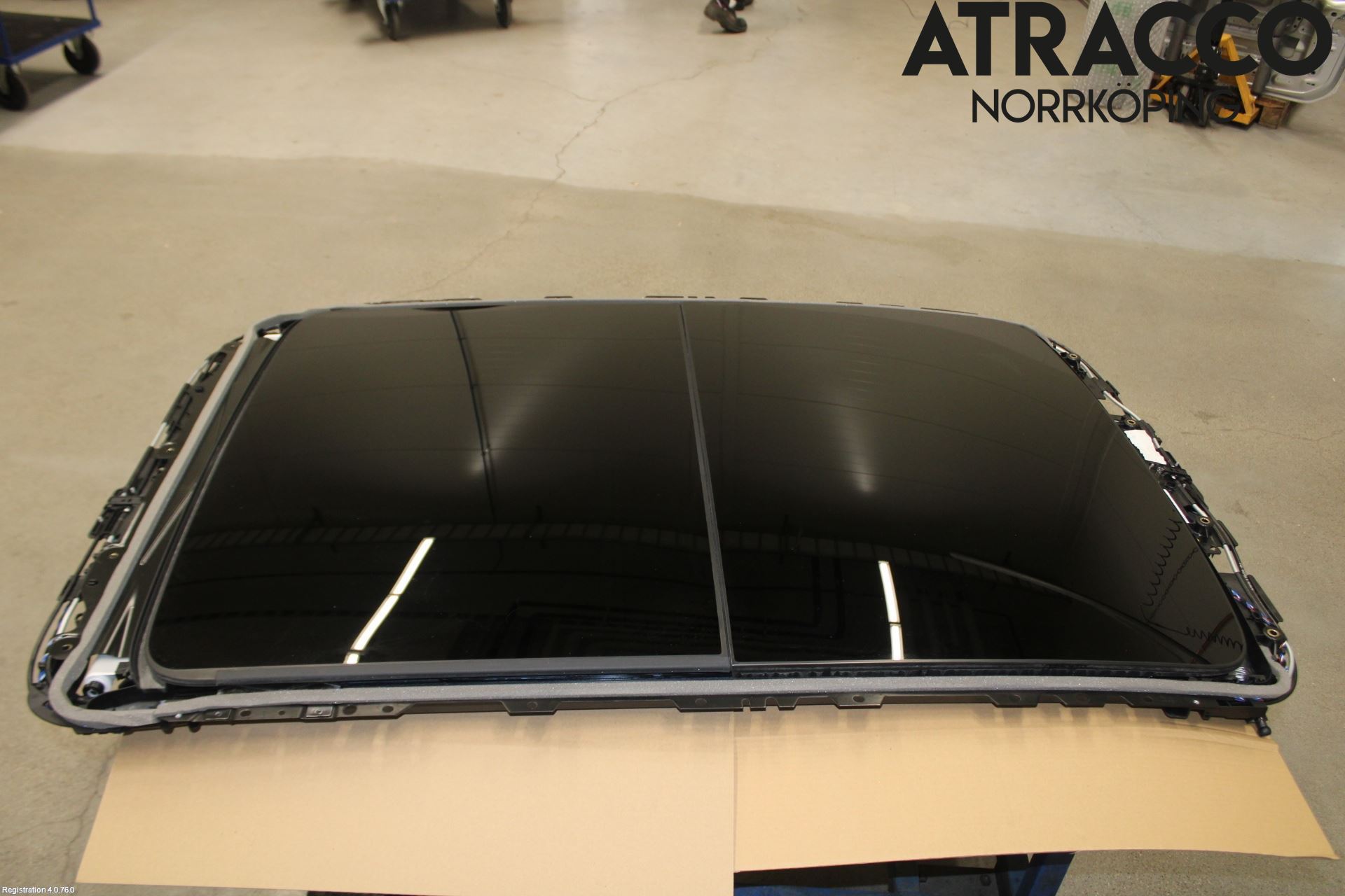 Volkswagen VW TOUAREG CR 18- Taklucka