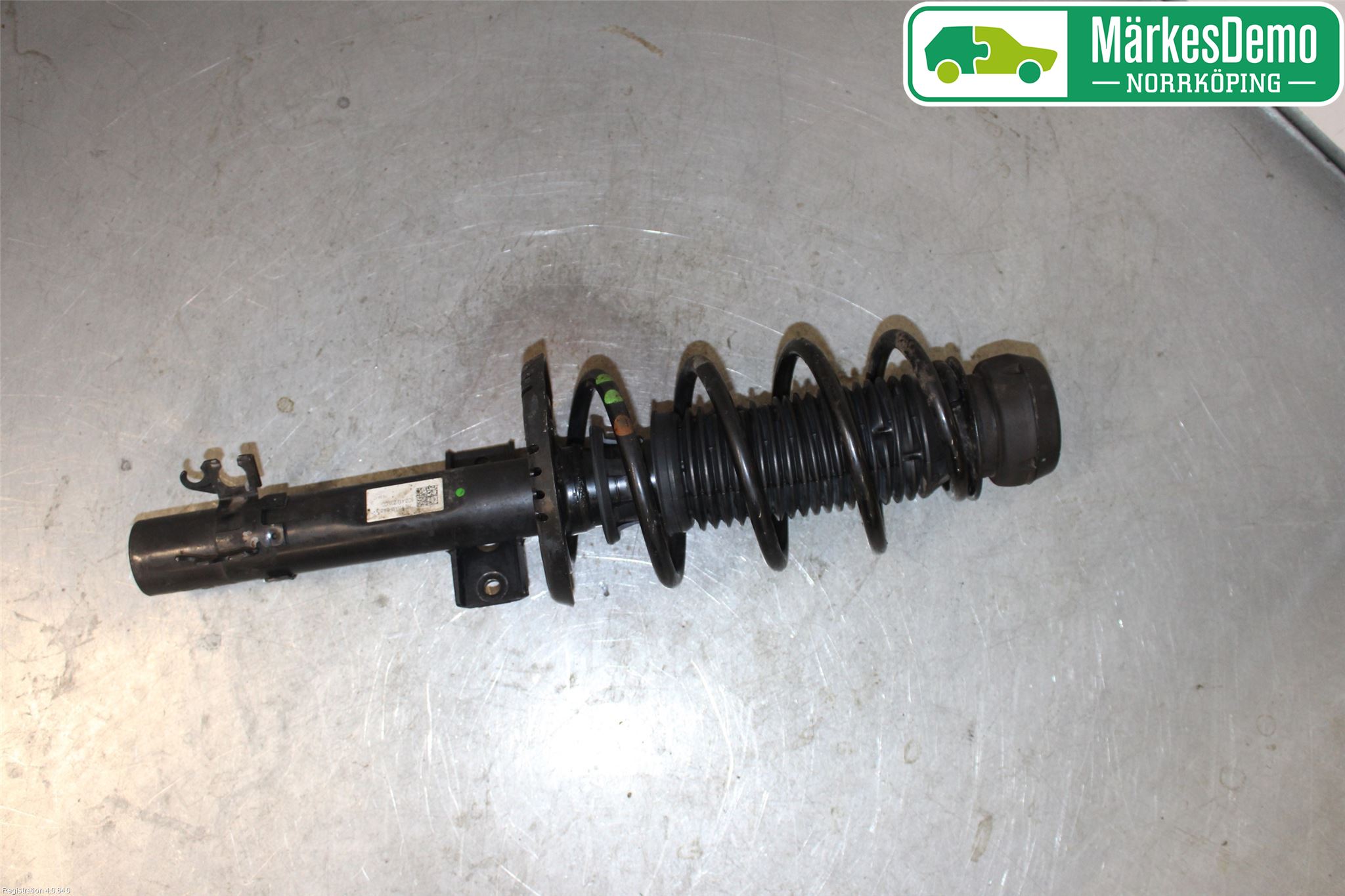 Audi A1/S1 11-18 Fjäderben Fram Höger