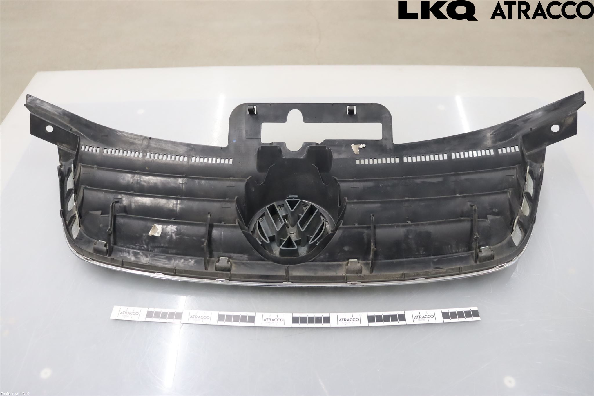 Volkswagen VW TOURAN 03-10 Grill Komp
