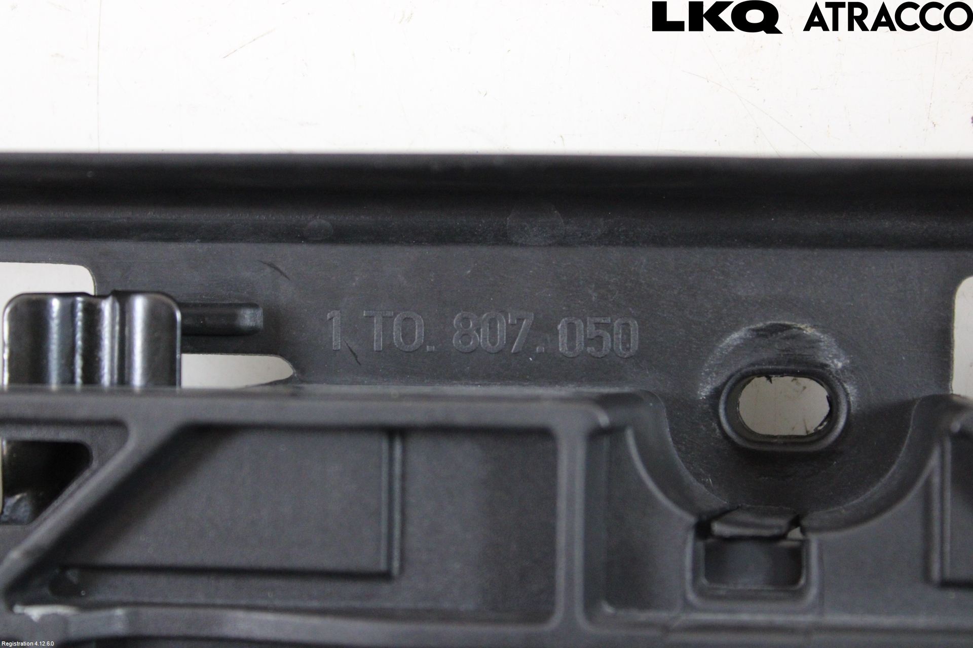 Volkswagen VW CADDY      04-10 Stötfångarfäste Fram Hö