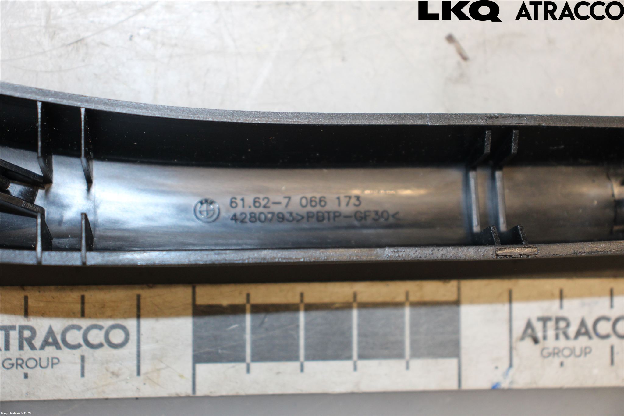 BMW 5 E60/61 Sed/Tou 02-10 Torkararm-Bakruta