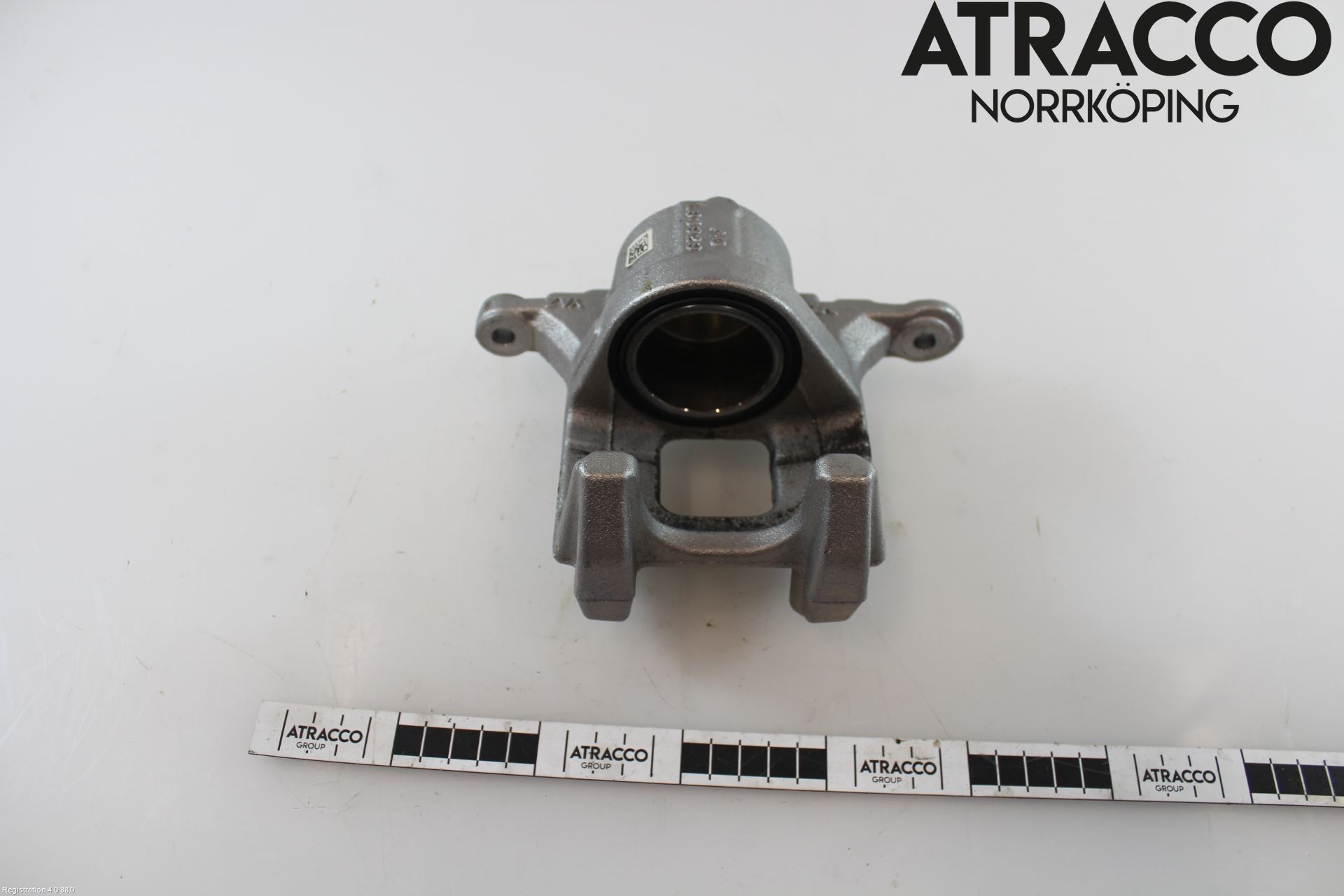 Cupra BORN 22- Bromsok Fram Höger