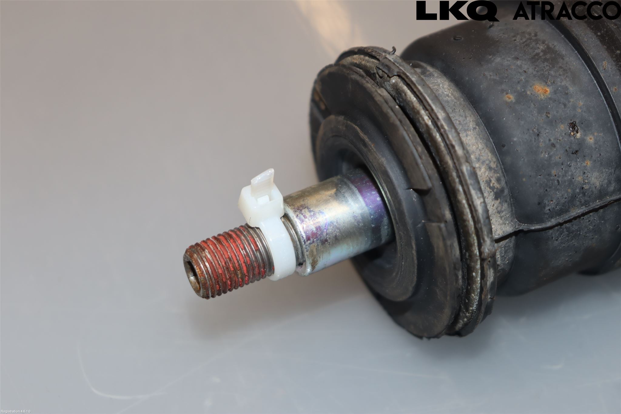 Toyota AURIS 13-19 Stötdämpare Bak