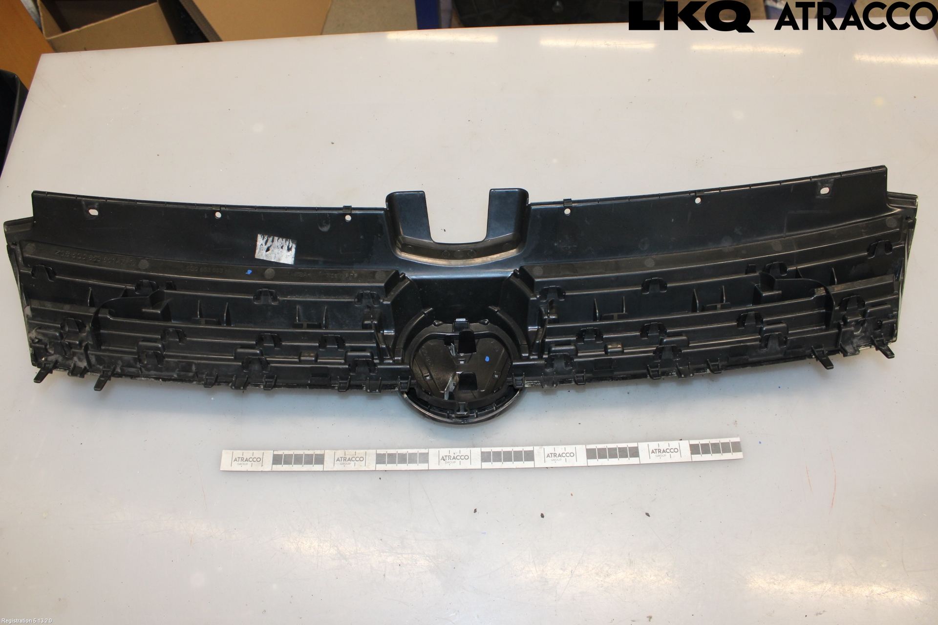 Volkswagen VW GOLF / E-GOLF VII 13-20 Grill Komp