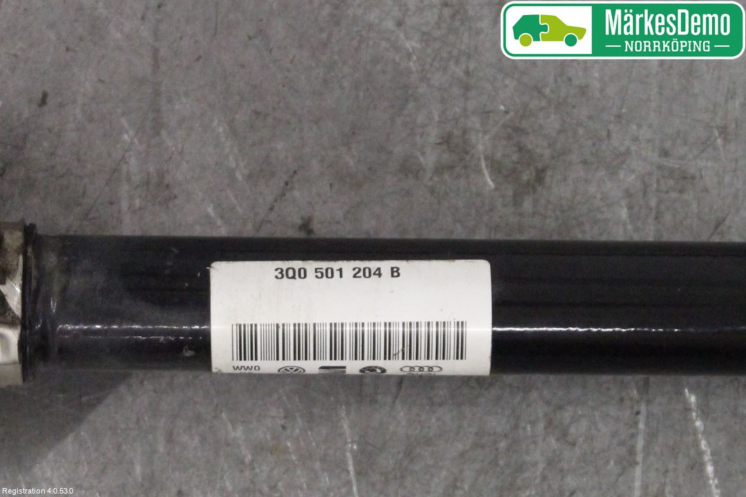 Skoda SUPERB 16-24 Drivaxel Bak Höger