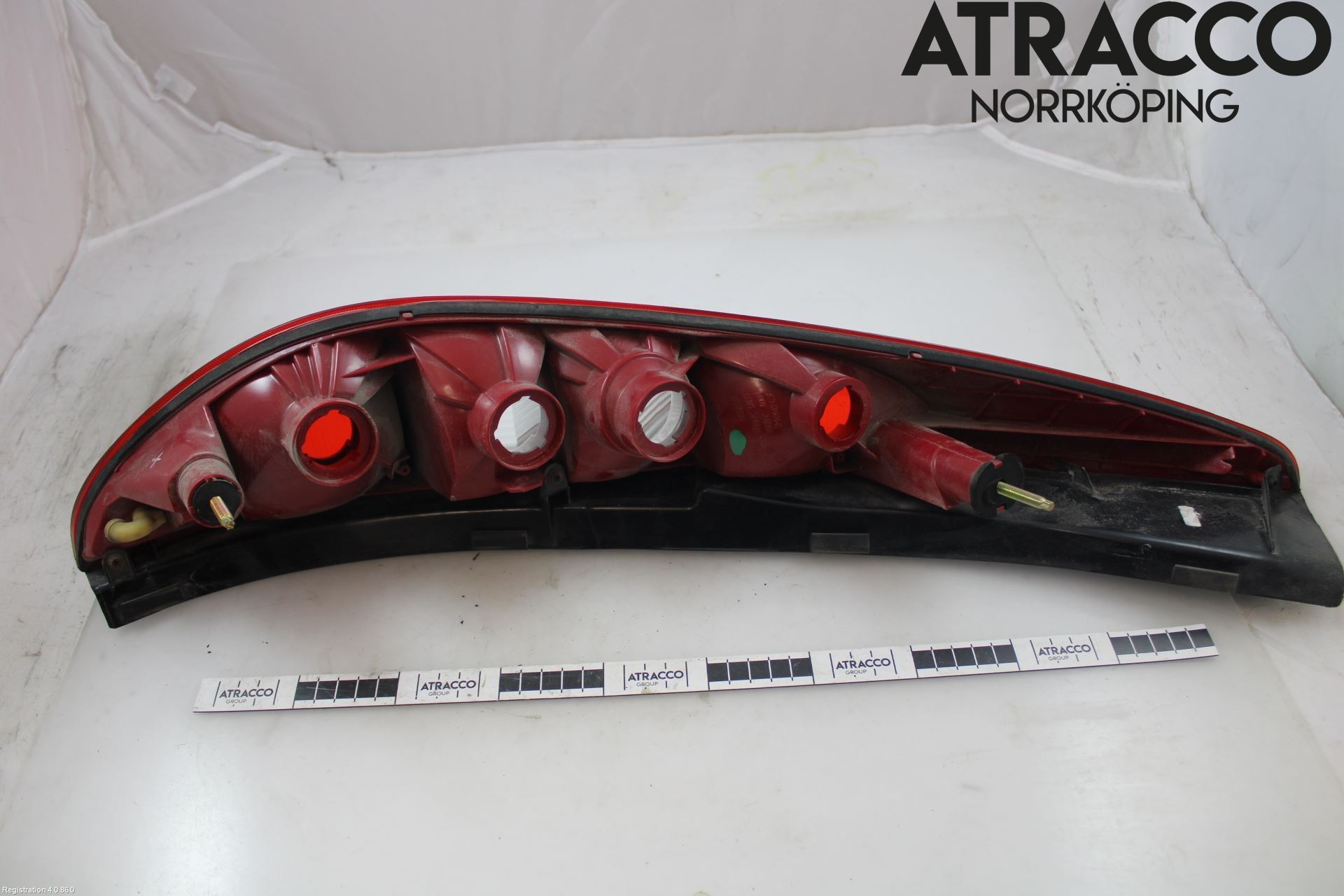 Ford MONDEO     01-06 Bakljus Höger