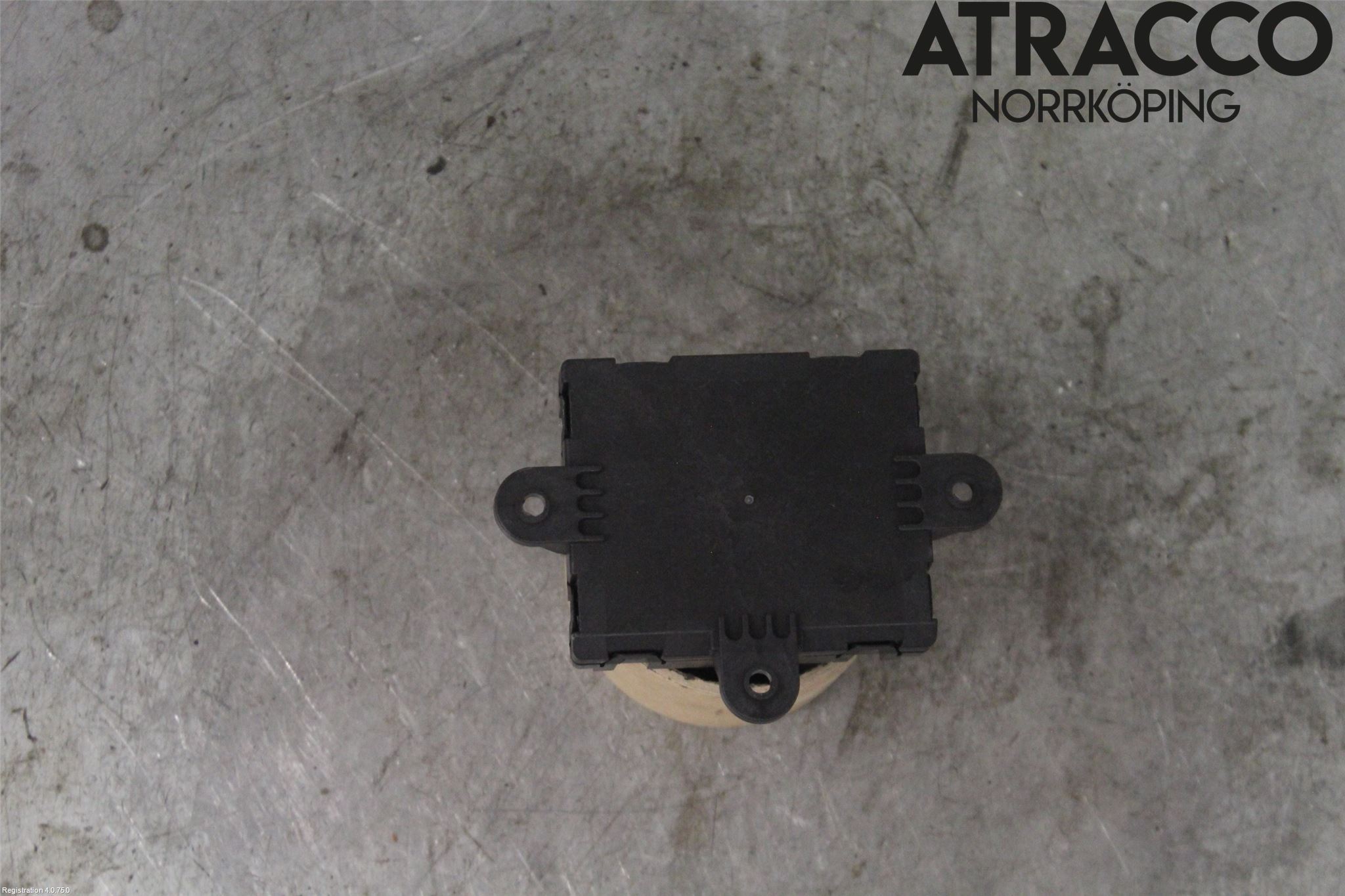 Jaguar E-PACE 17- Styrenhet Dörr