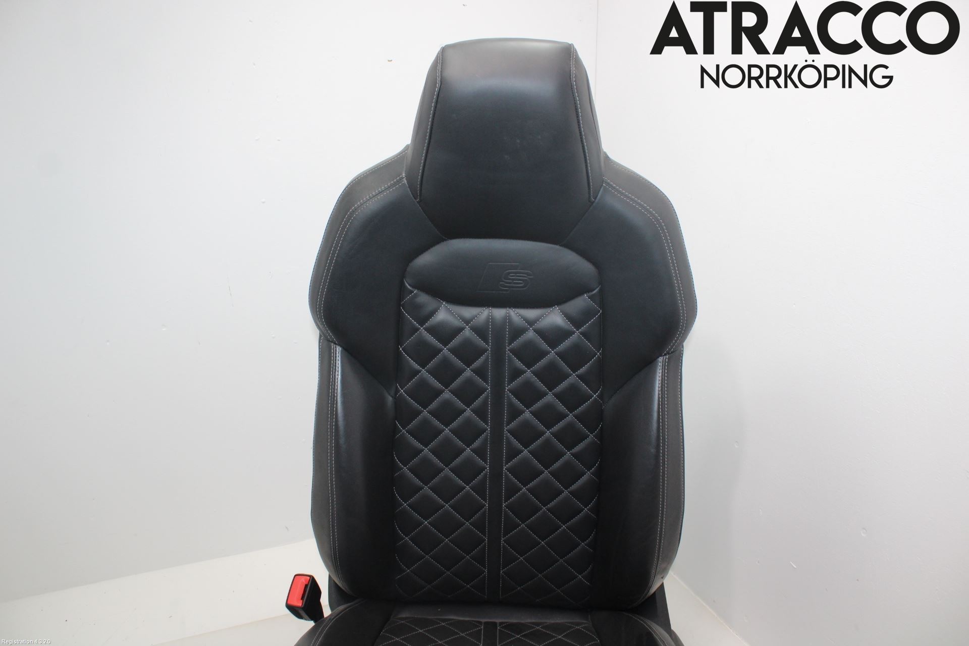 Audi Q7/SQ7 Inredning Stol Fram Vä